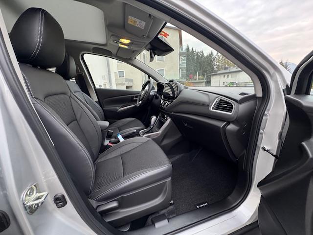 SUZUKI S-Cross 1.4 T Compact Top Hybrid 4x4-image-13