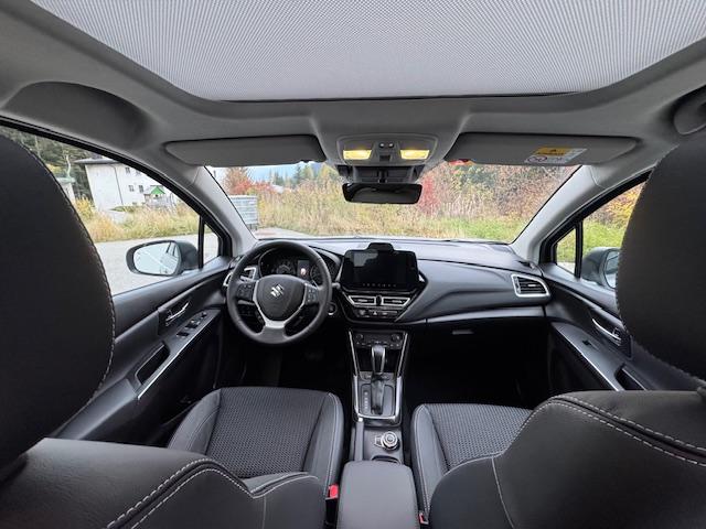 SUZUKI S-Cross 1.4 T Compact Top Hybrid 4x4-image-12