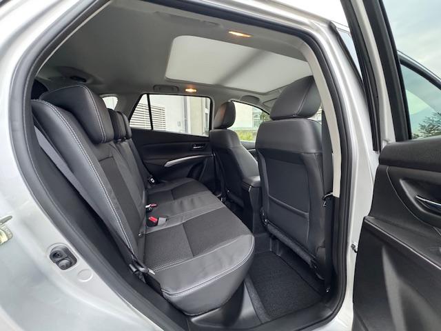 SUZUKI S-Cross 1.4 T Compact Top Hybrid 4x4-image-11