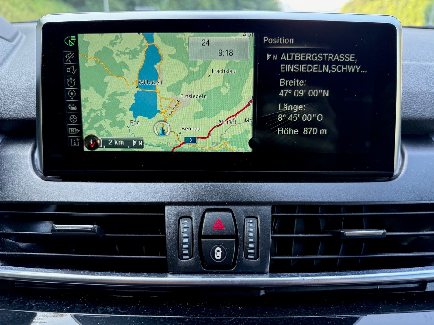 BMW 225i xDrive Active Tourer Sport Line Steptronic-image-13