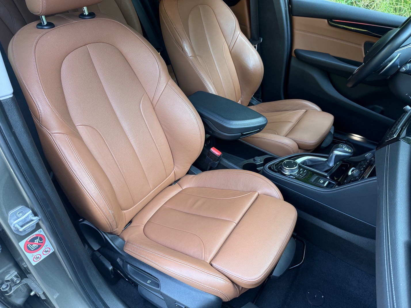 BMW 225i xDrive Active Tourer Sport Line Steptronic-image-10