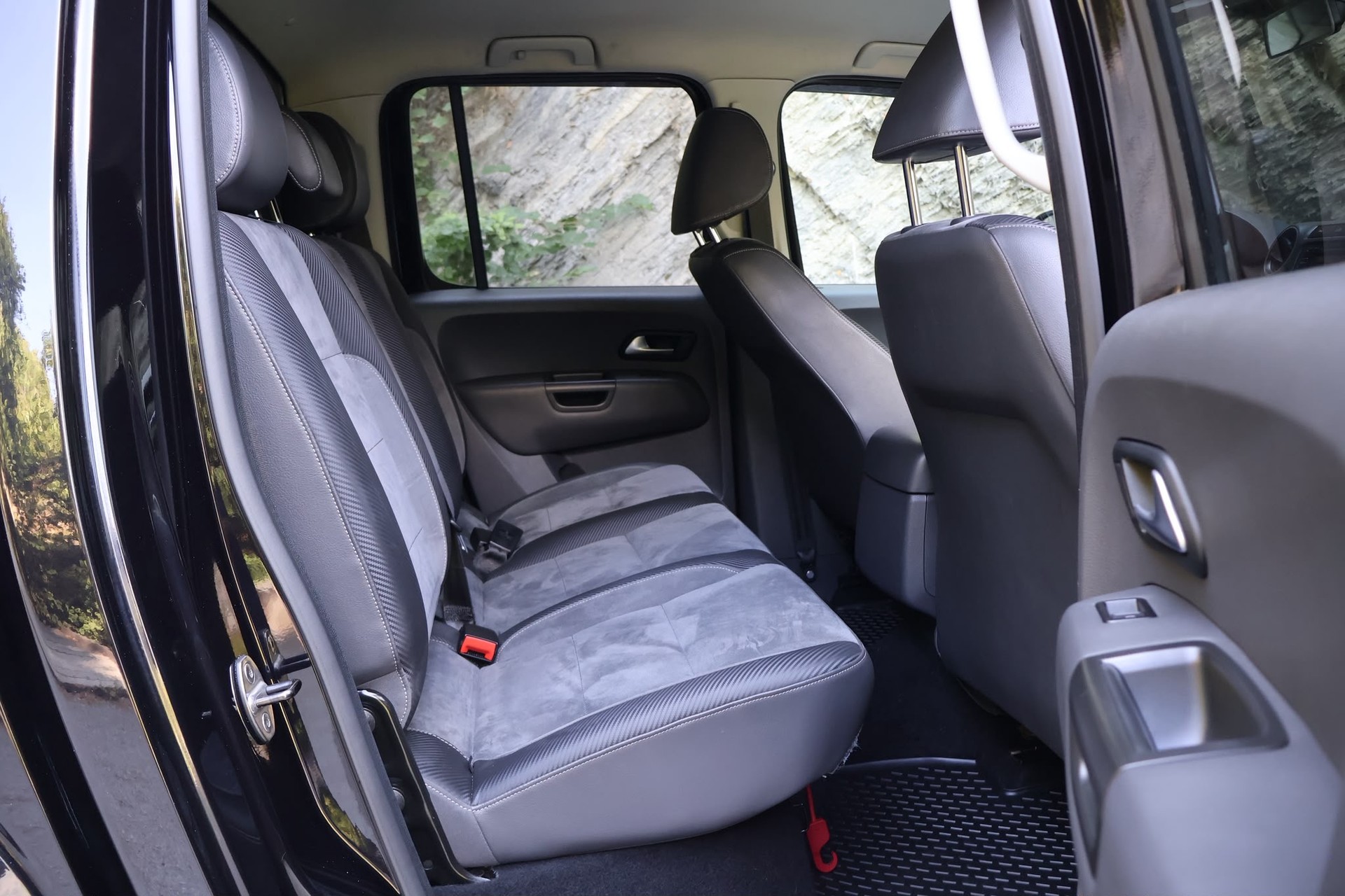 VW Amarok 2.0 BiTDI Highline 4Motion permanent A-image-9