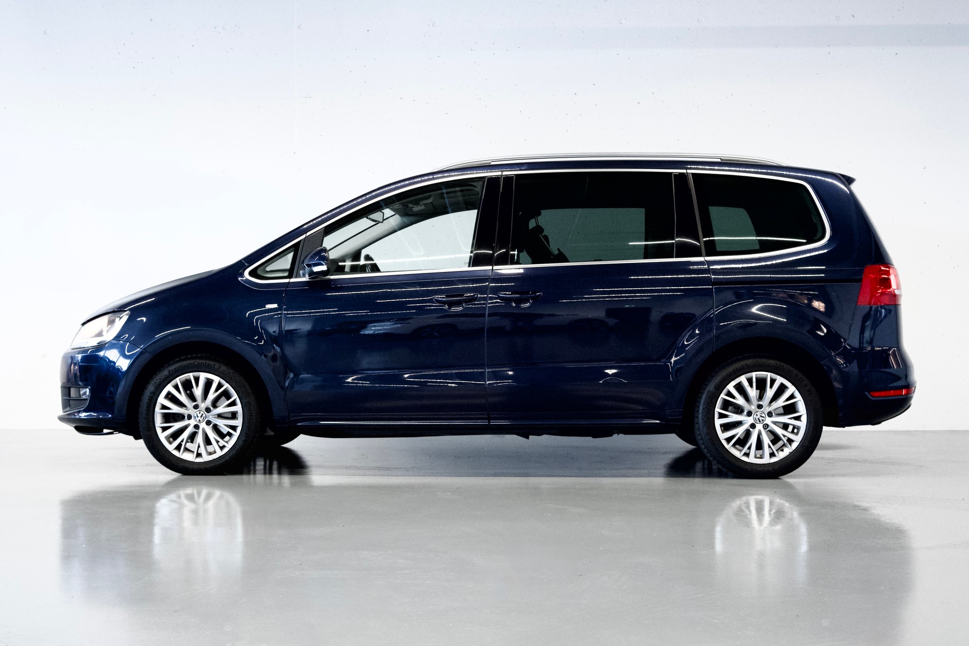 VW SHARAN 1.4 TSI BlueMotion | CUP SONDERMODELL | DSG AUTOMATIK | DUNKELBLAU | 7-SITZE | TOP AUSSTATTUNG-image-2