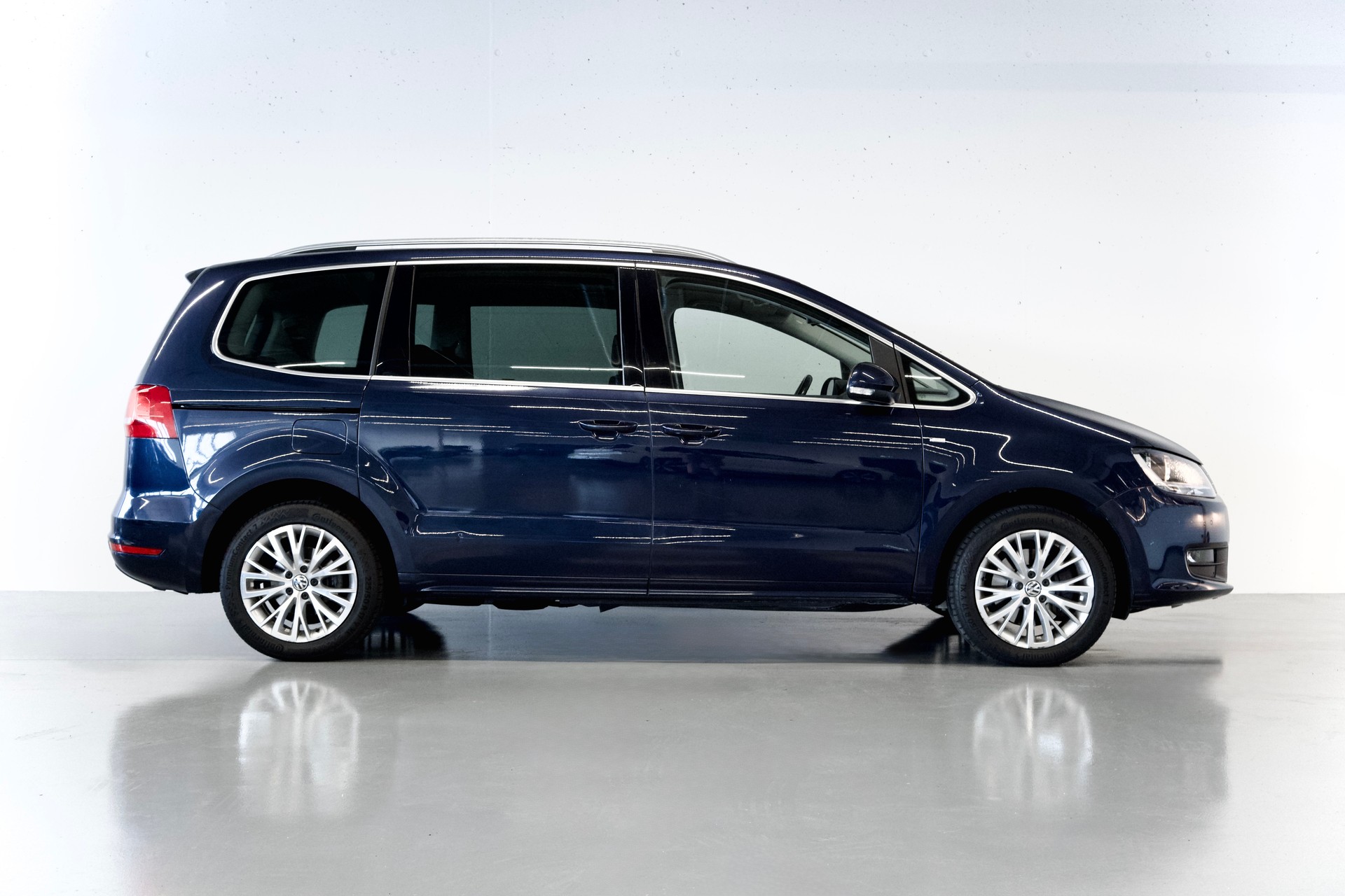 VW SHARAN 1.4 TSI BlueMotion | CUP SONDERMODELL | DSG AUTOMATIK | DUNKELBLAU | 7-SITZE | TOP AUSSTATTUNG-image-4