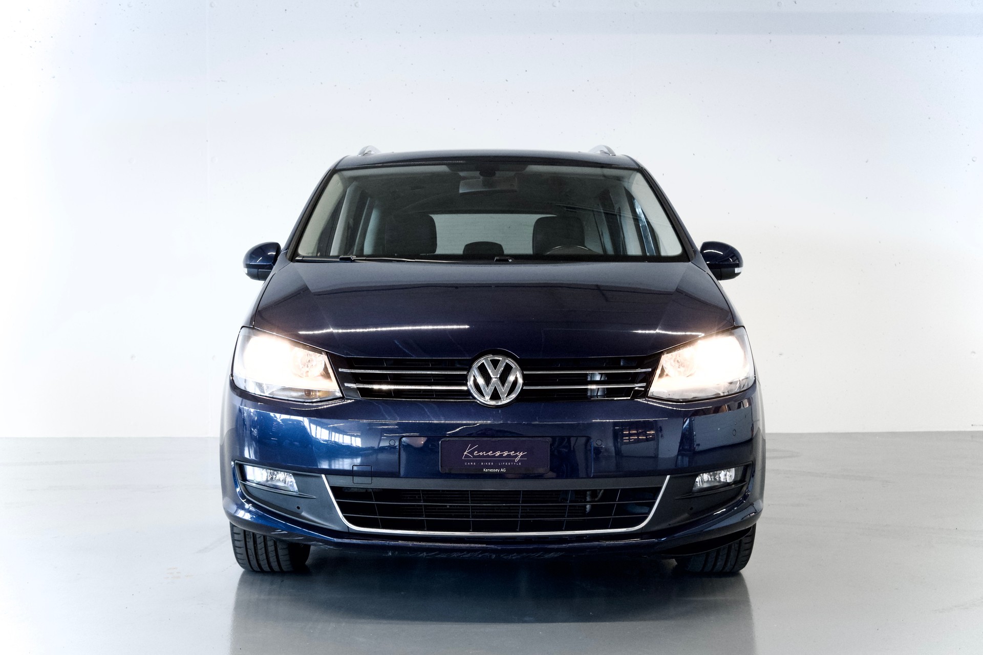 VW SHARAN 1.4 TSI BlueMotion | CUP SONDERMODELL | DSG AUTOMATIK | DUNKELBLAU | 7-SITZE | TOP AUSSTATTUNG-image-5