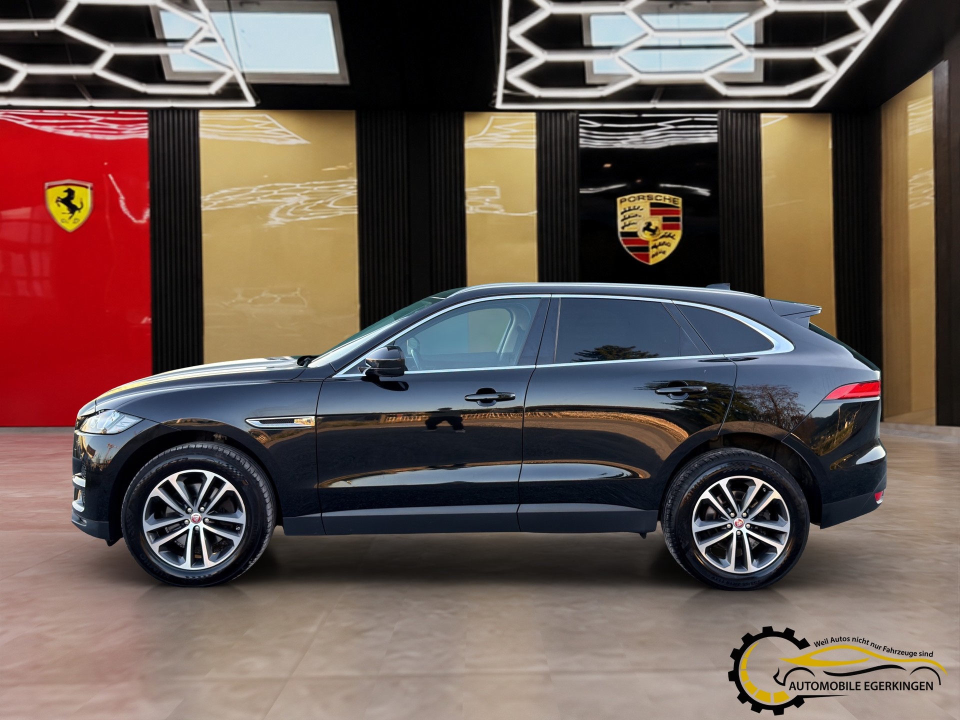 JAGUAR F-Pace 3.0 V6 D Prestige AWD-image-7