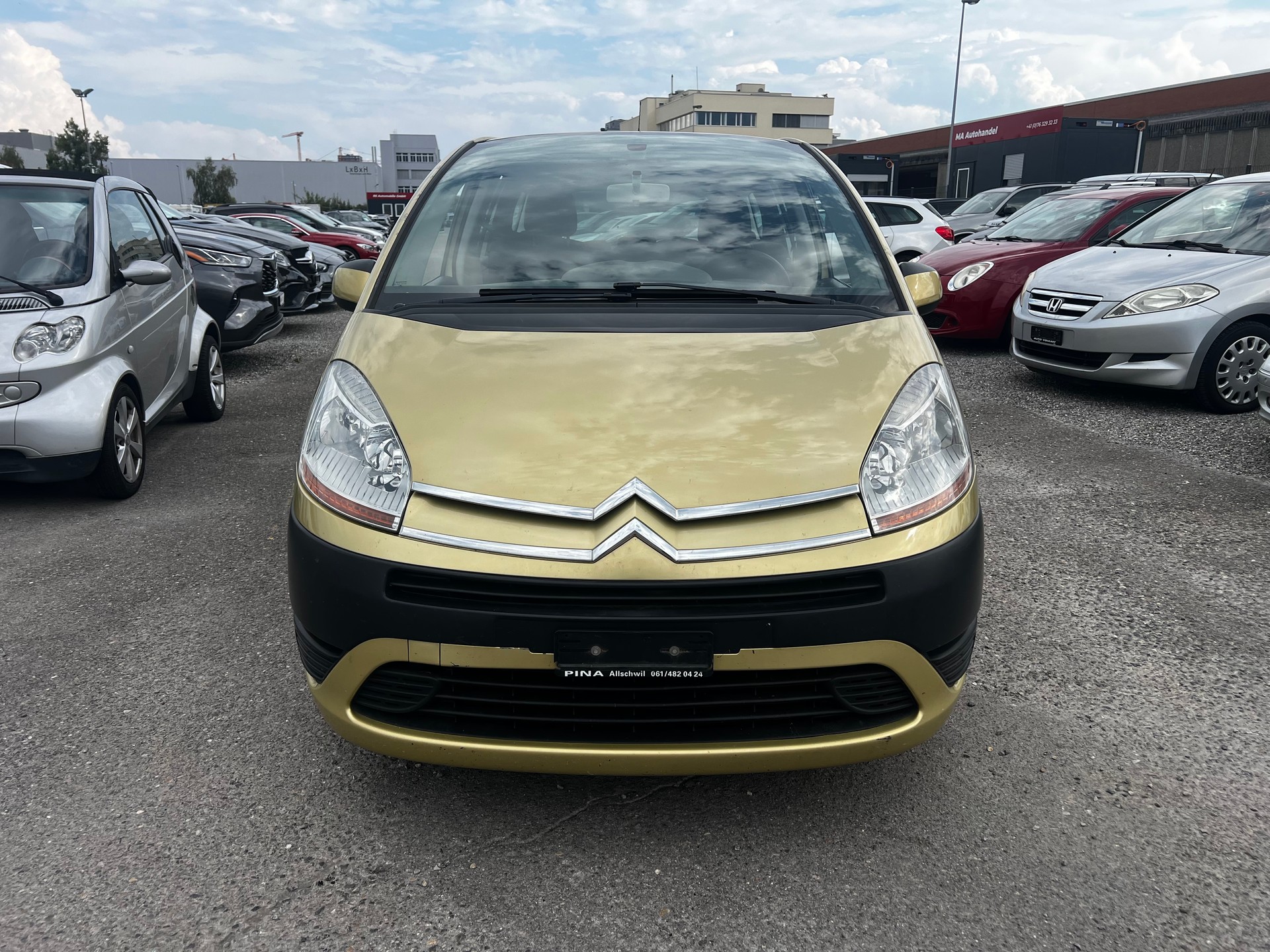 CITROEN Grand C4 Picasso 1.6 HDI 16V Essentiel-image-2