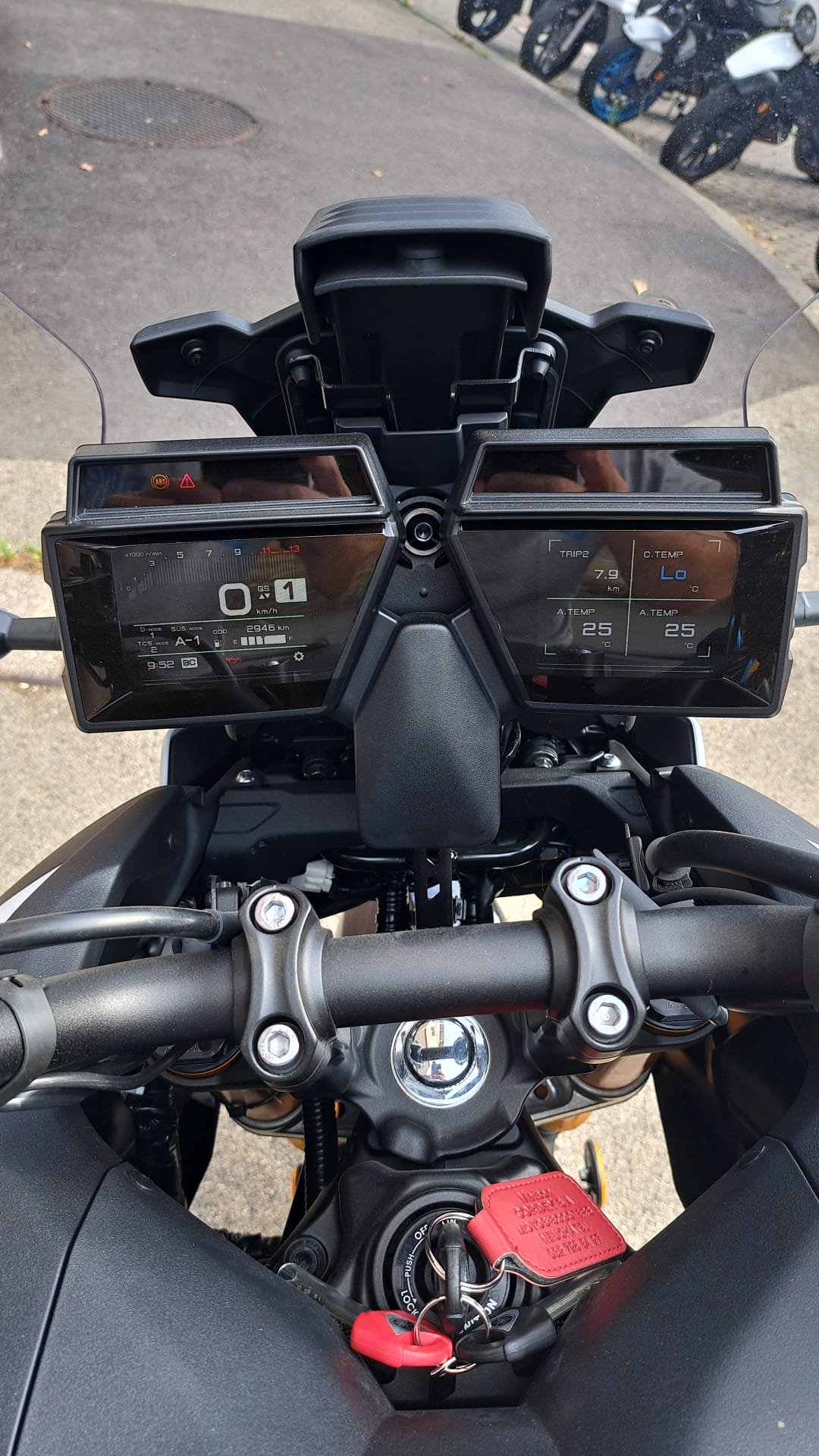 YAMAHA Tracer 9 GT-showroom-element-2