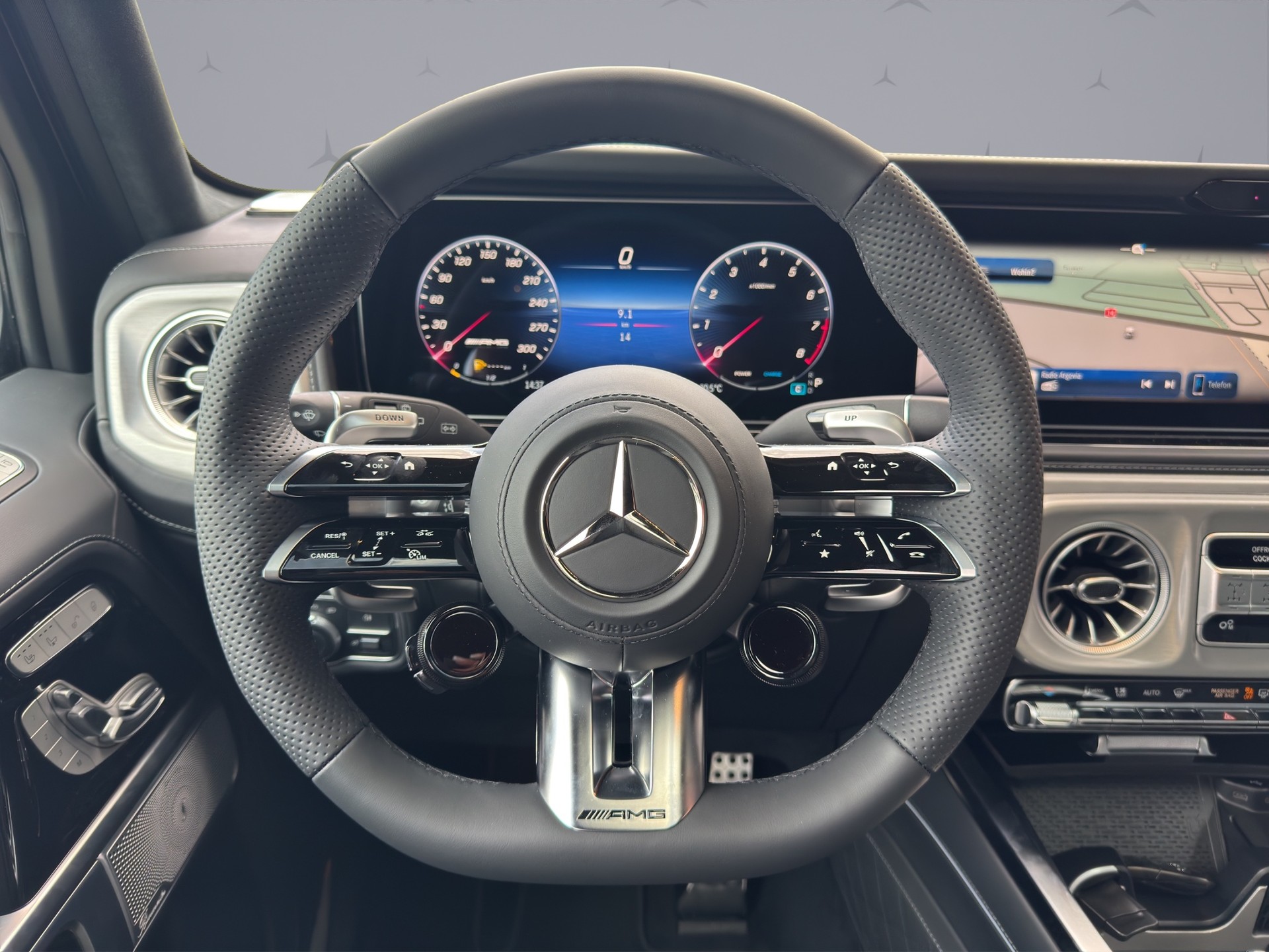 MERCEDES-BENZ G 63 AMG-image-8
