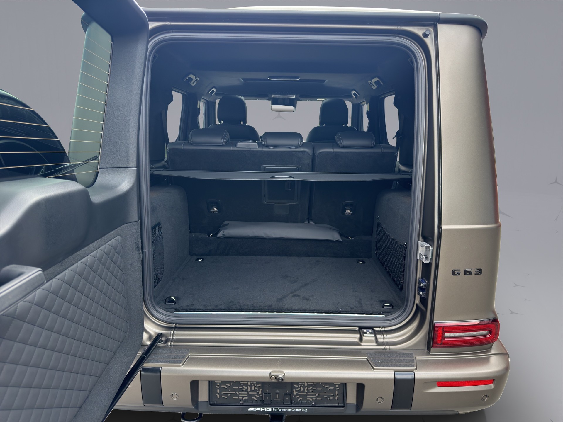 MERCEDES-BENZ G 63 AMG-image-22