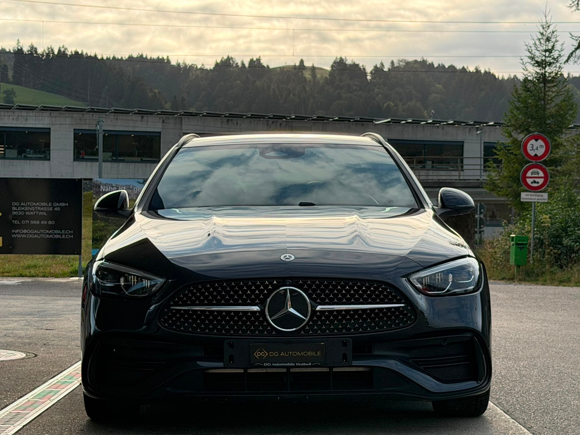 MERCEDES-BENZ C 300 T 4Matic AMG Line *Top Zustand**Top Ausstattung**8-Fach**Garantie*-image-1