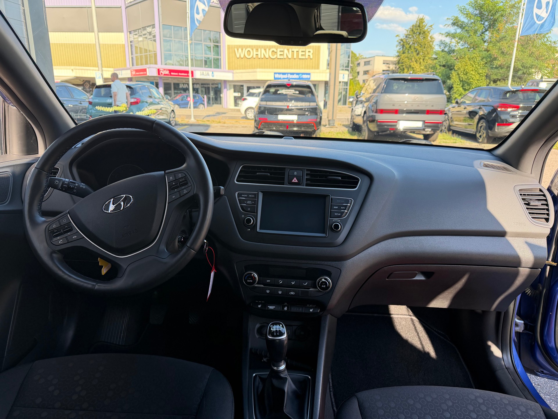 HYUNDAI i20 1.0 T-GDi Amplia-image-9
