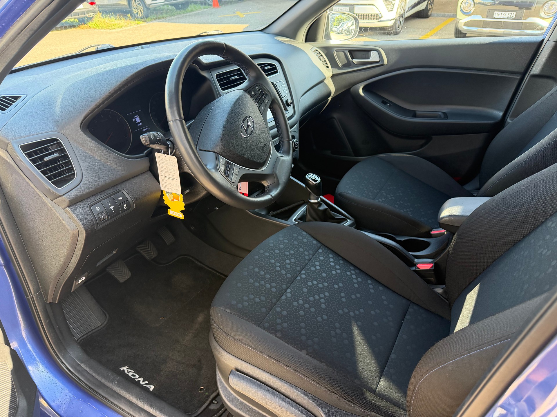 HYUNDAI i20 1.0 T-GDi Amplia-image-12