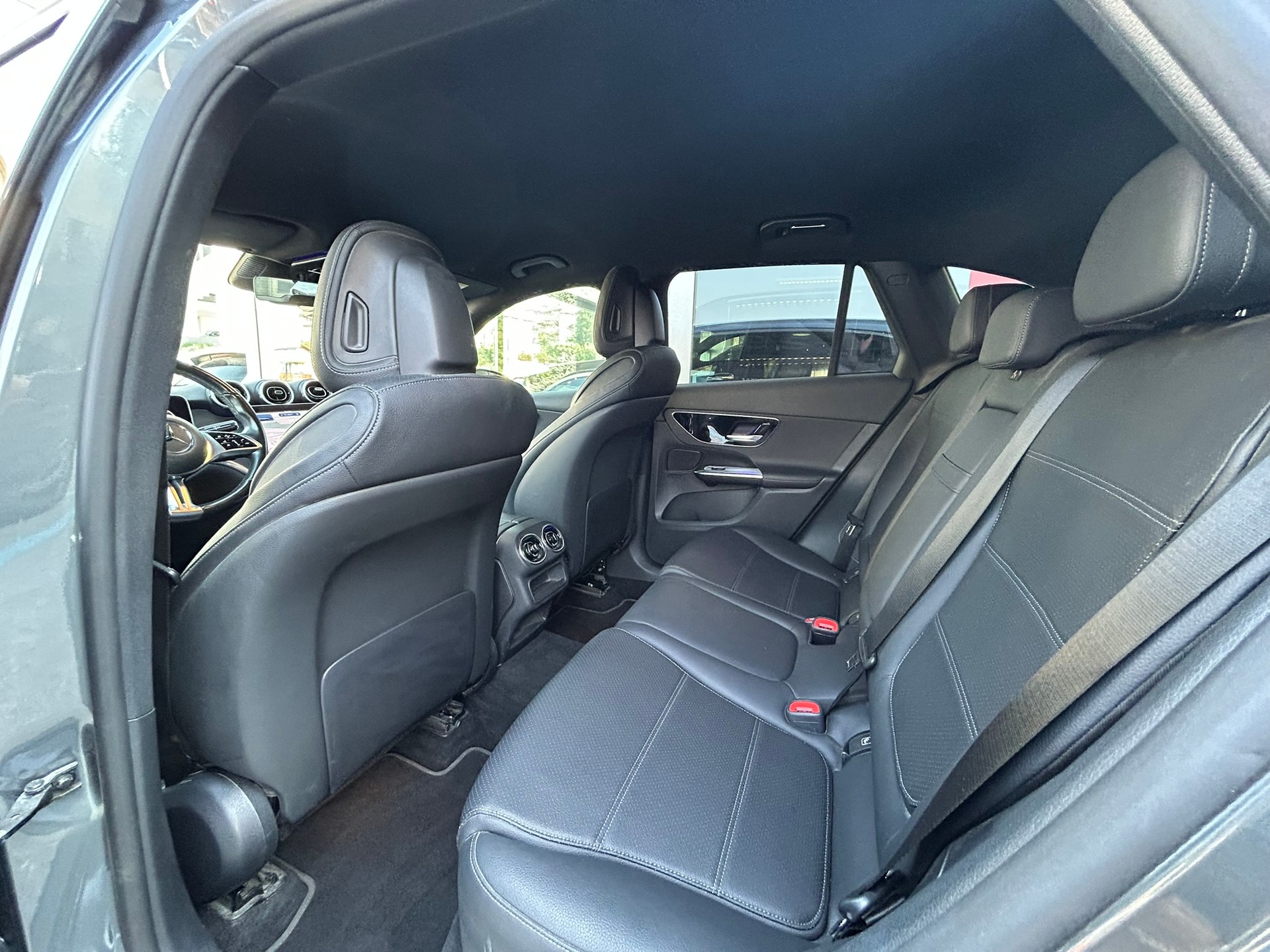MERCEDES-BENZ GLC 220 d 4Matic 9G-Tronic-image-10