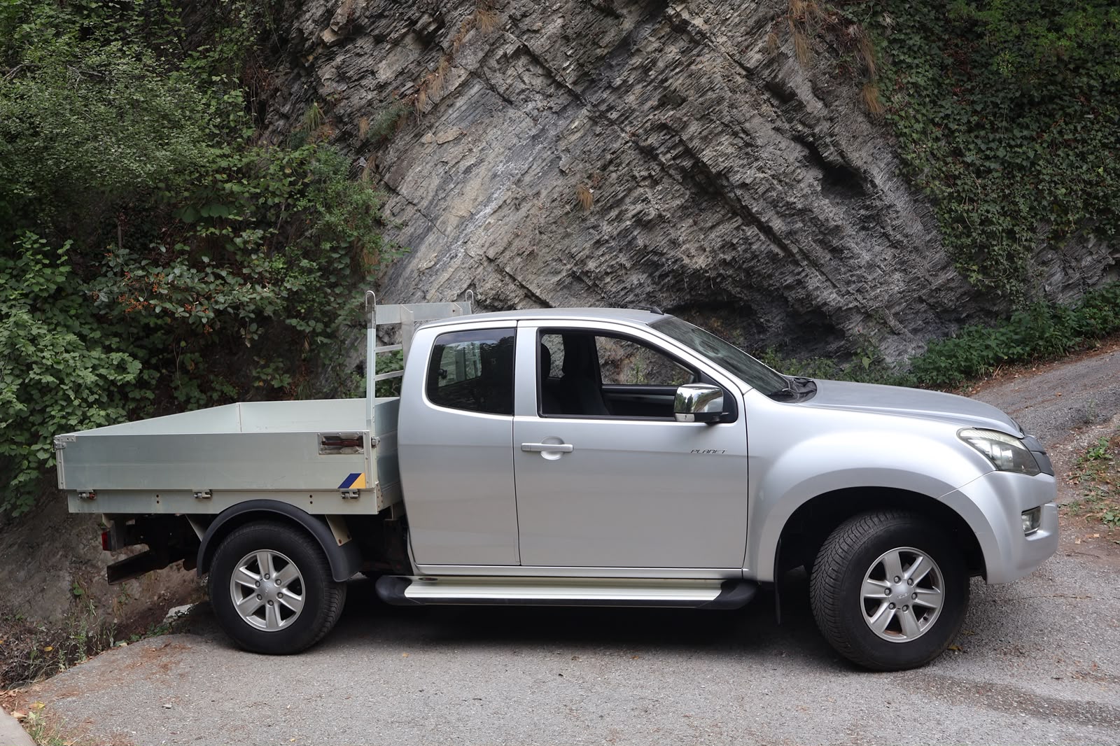 ISUZU D-MAX 2.5 SpaceCab Satellite 4x4-image-5