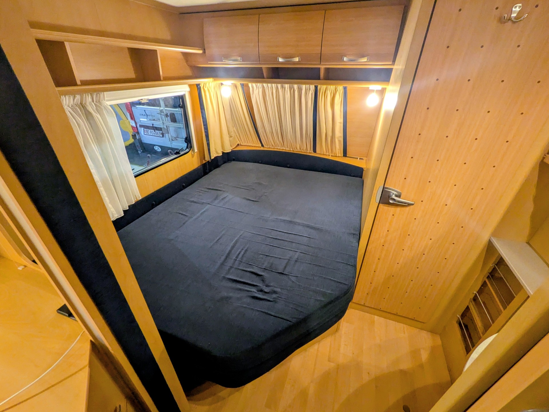 DETHLEFFS Camper 560 FMK-image-12