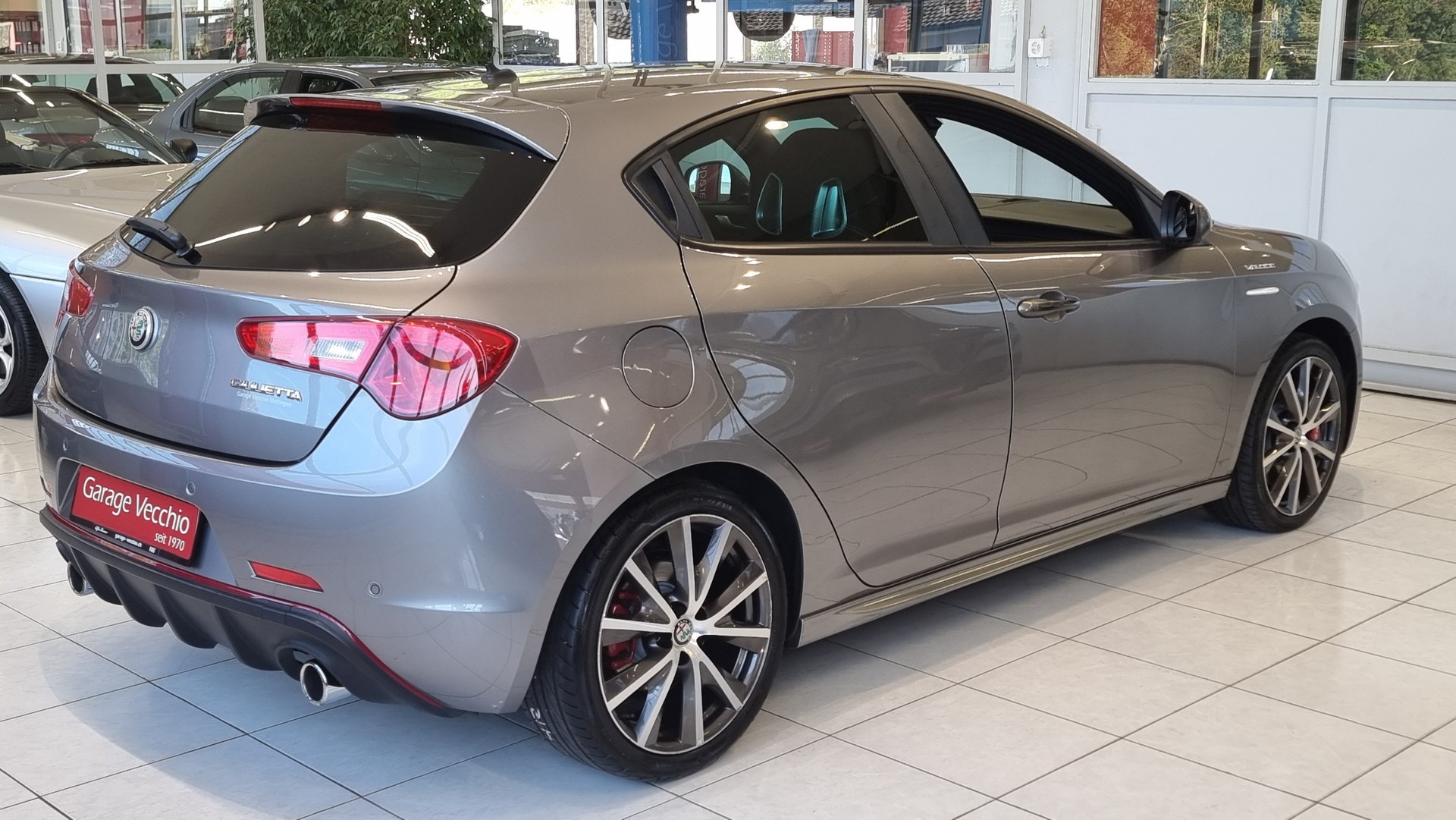 ALFA ROMEO Giulietta 1750 TBi Veloce TCT-image-4