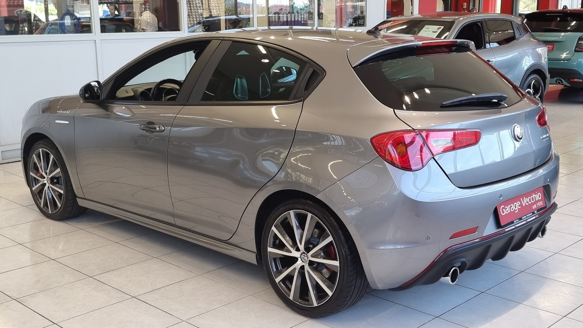 ALFA ROMEO Giulietta 1750 TBi Veloce TCT-image-3