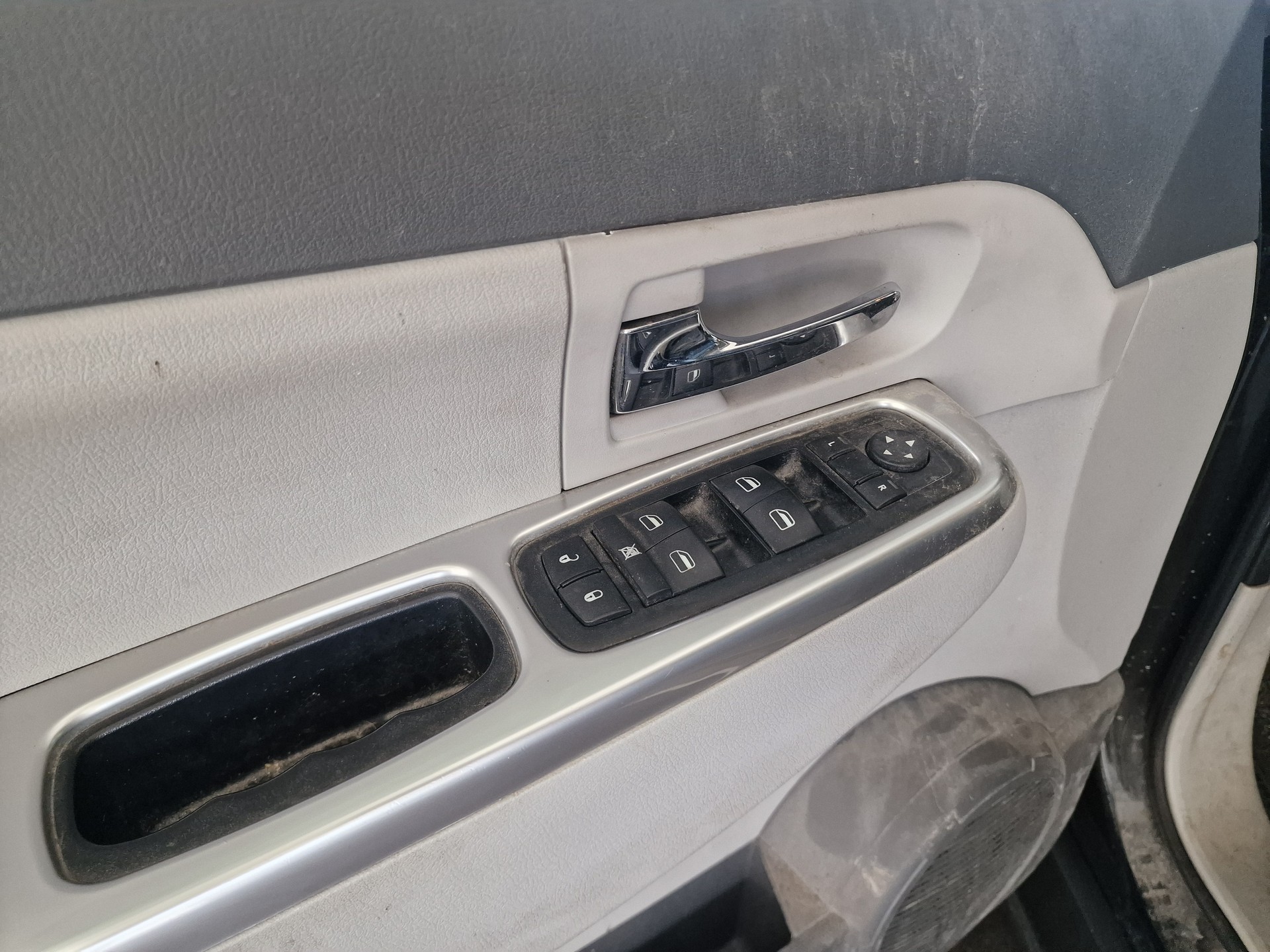 JEEP Cherokee 2.8 CRD Sport Automatic Bremsen defekt 8x Alu-image-21