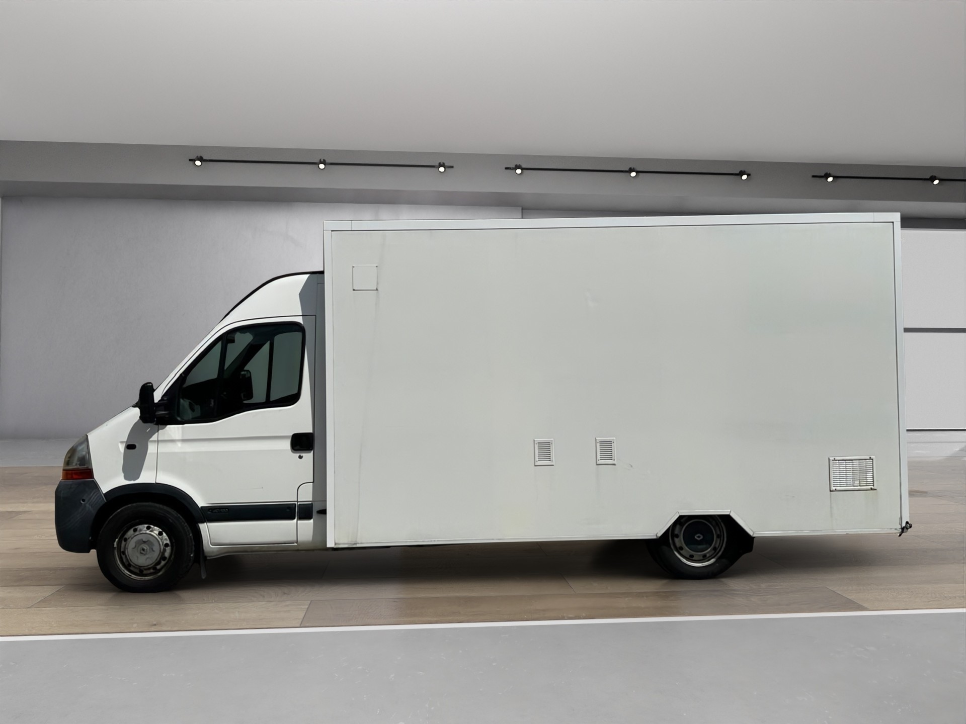 RENAULT T35 dCi120-image-1