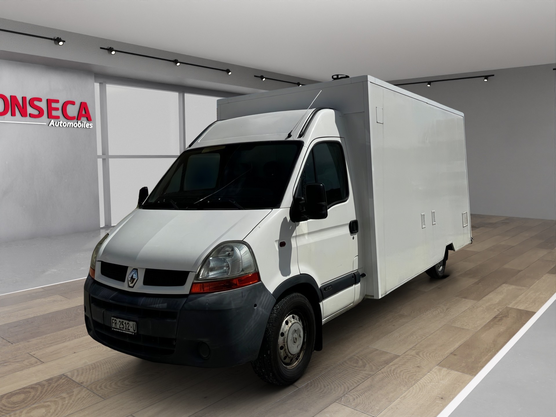 RENAULT T35 dCi120-image-0