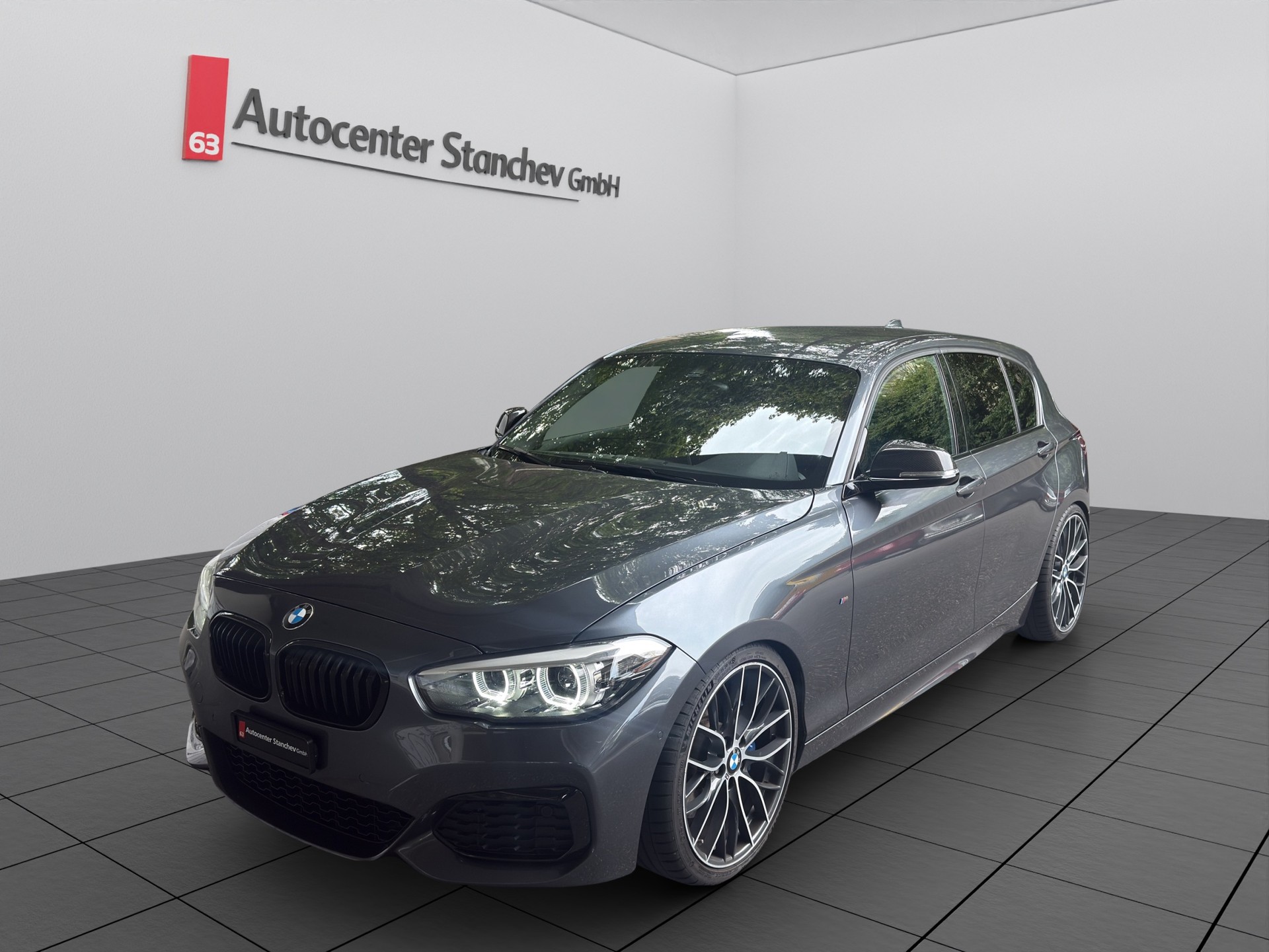 BMW M140i xDrive Steptronic-image-0