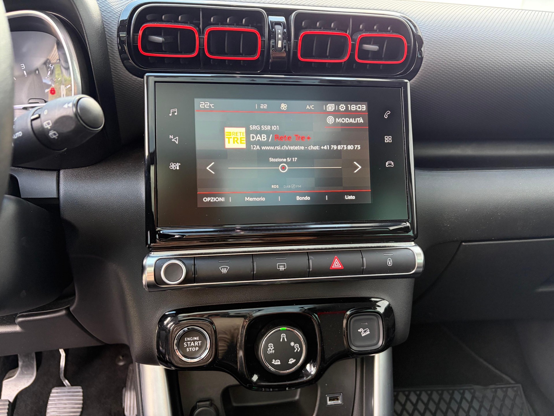 CITROEN C3 Aircross 1.2 PureTech 110 Shine-image-11