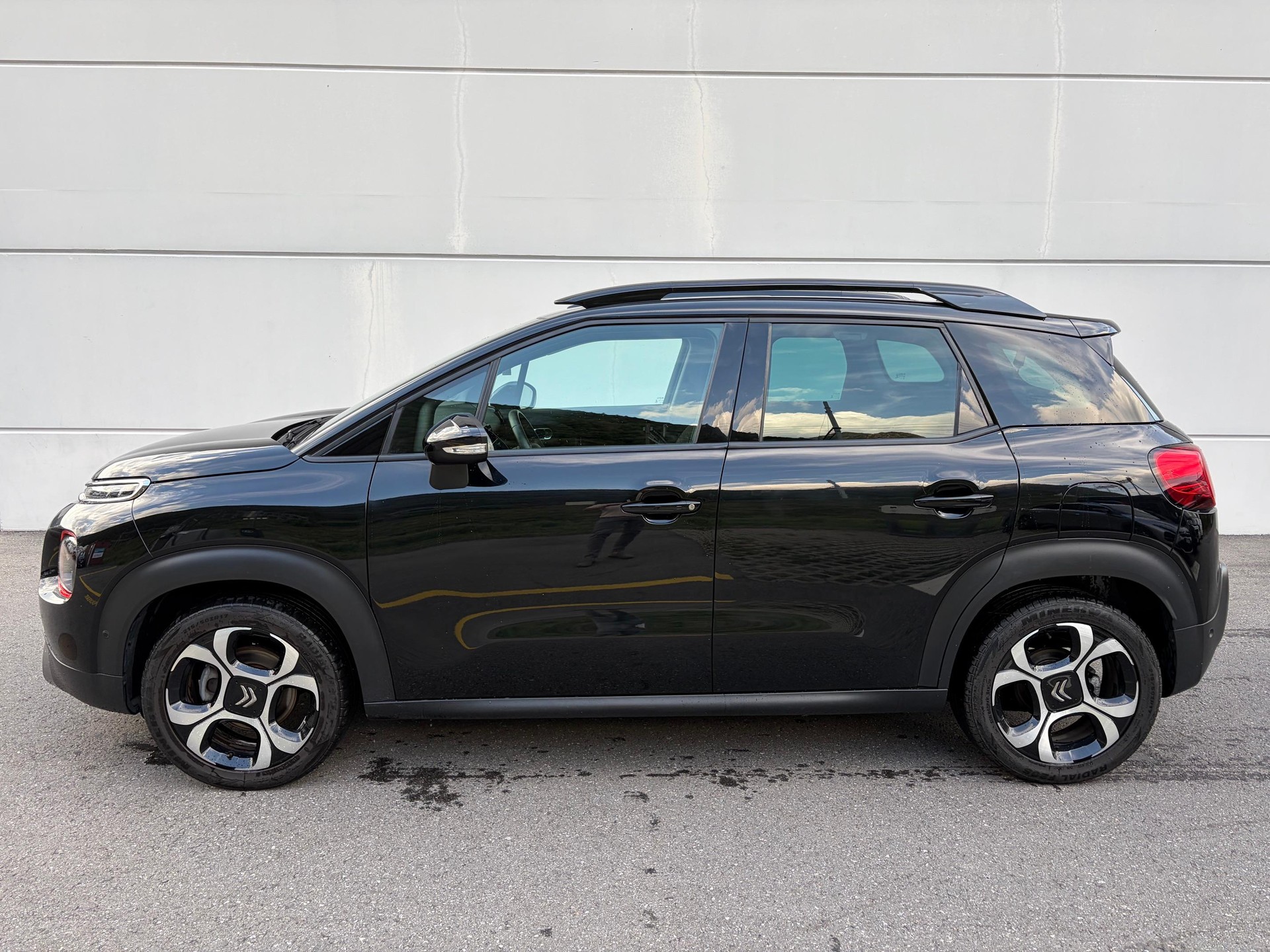 CITROEN C3 Aircross 1.2 PureTech 110 Shine-image-3