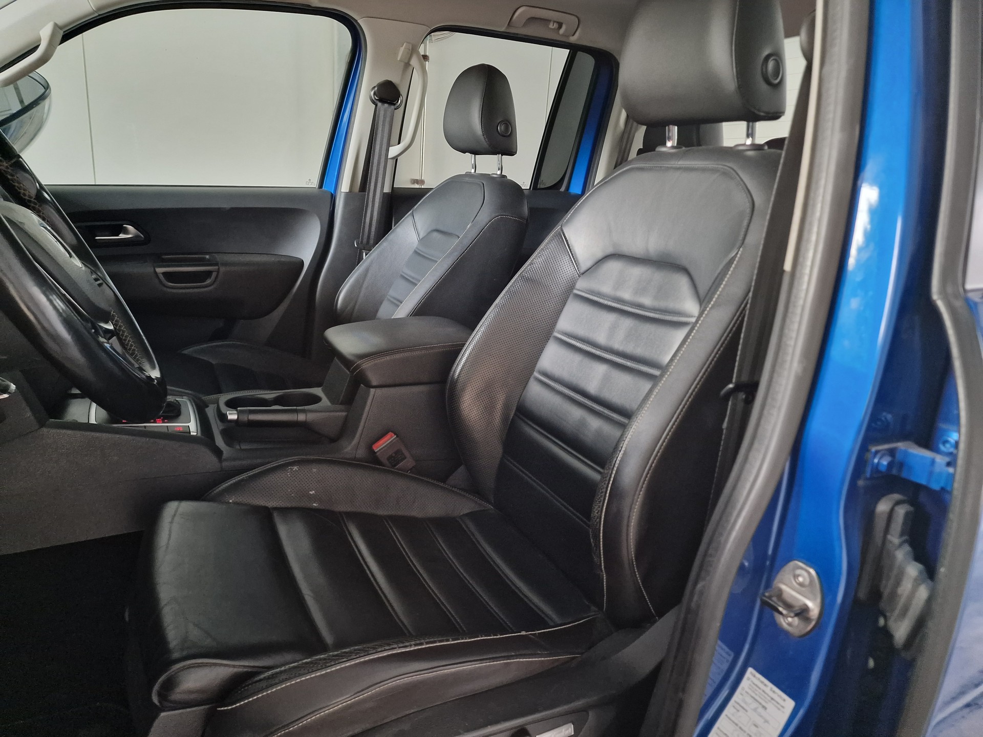 VW Amarok 3.0TDI Aventura 4Motion Automatic 24Mt Gara AHK 3.3t-image-11