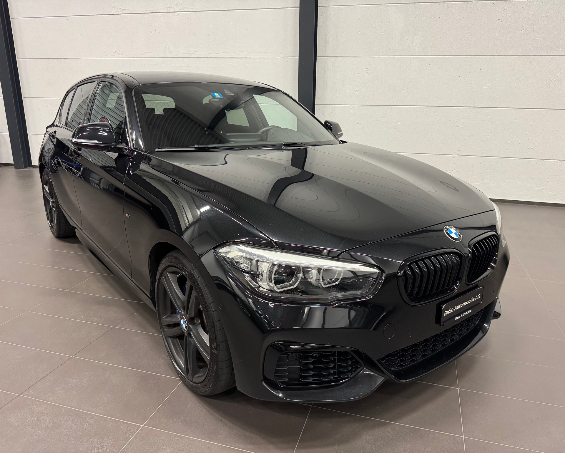 BMW M140i xDrive Steptronic-image-1