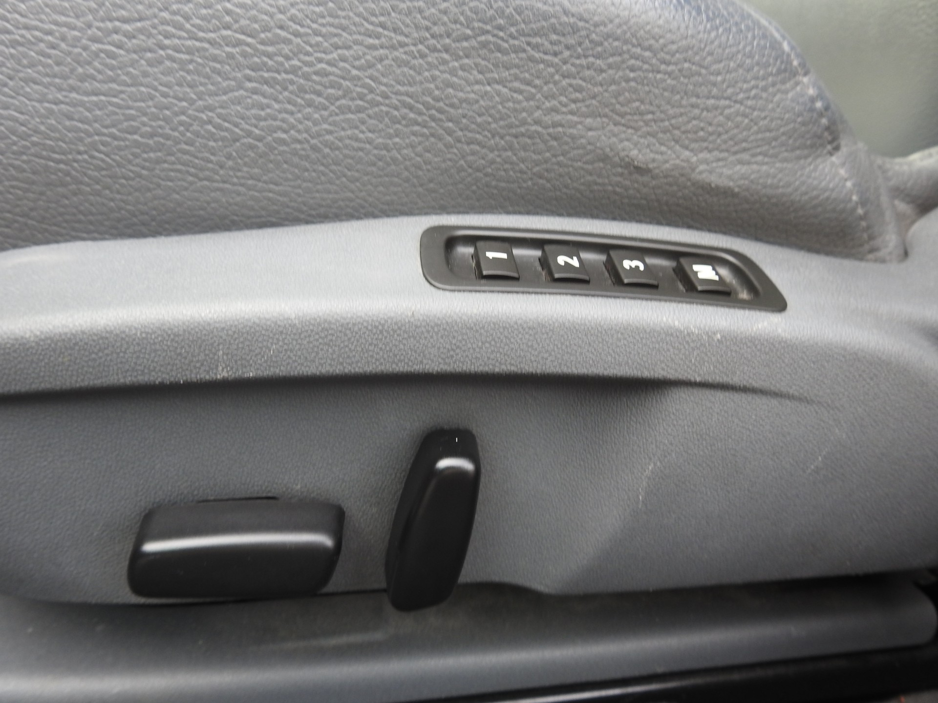 SAAB 9-3 Sport 2.8T V6 Aero-image-13