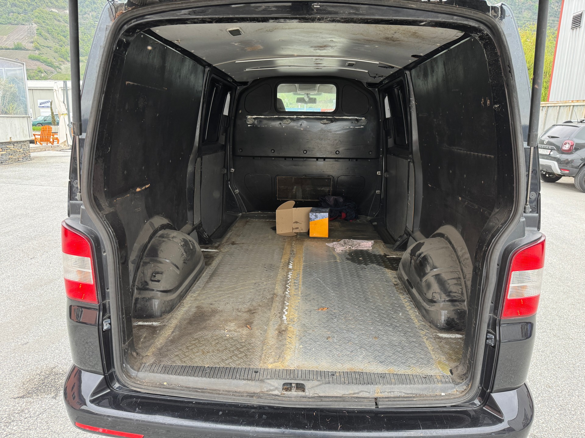 VW T5 2.0 Bi-TDI 4Motion DSG-image-12