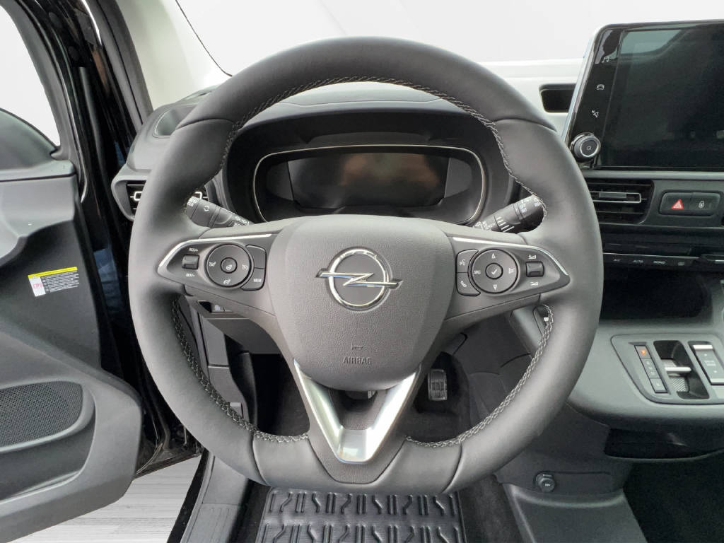 OPEL Combo-e Life Ultimate-image-5