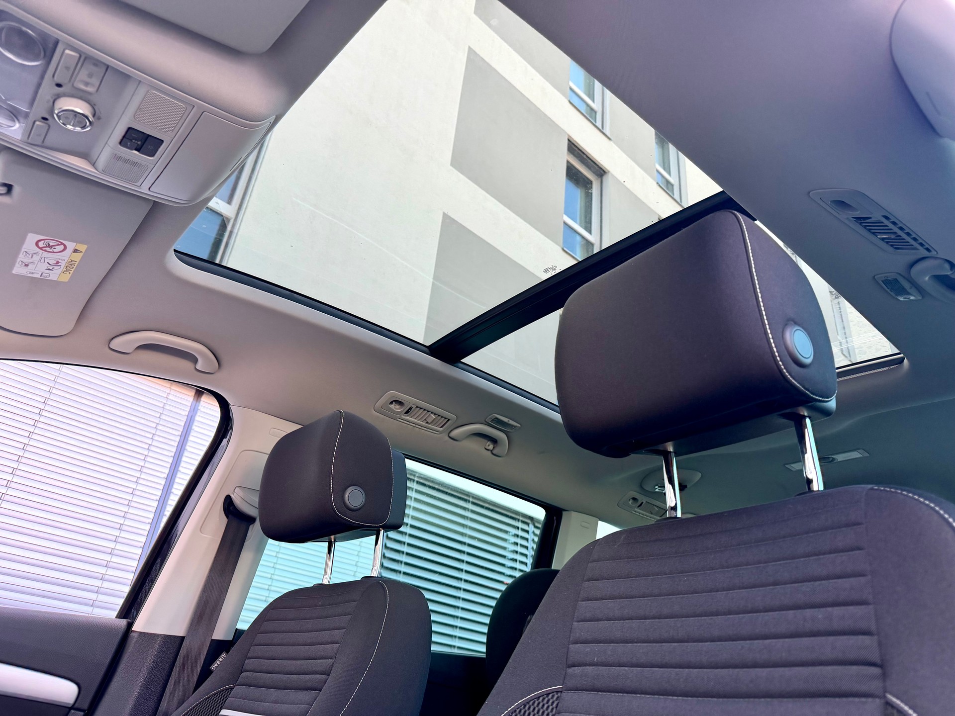 VW Sharan 2.0 TDI BMT CUP DSG - Panoramadach - 8fach Alu - 7-Plätzer --image-12