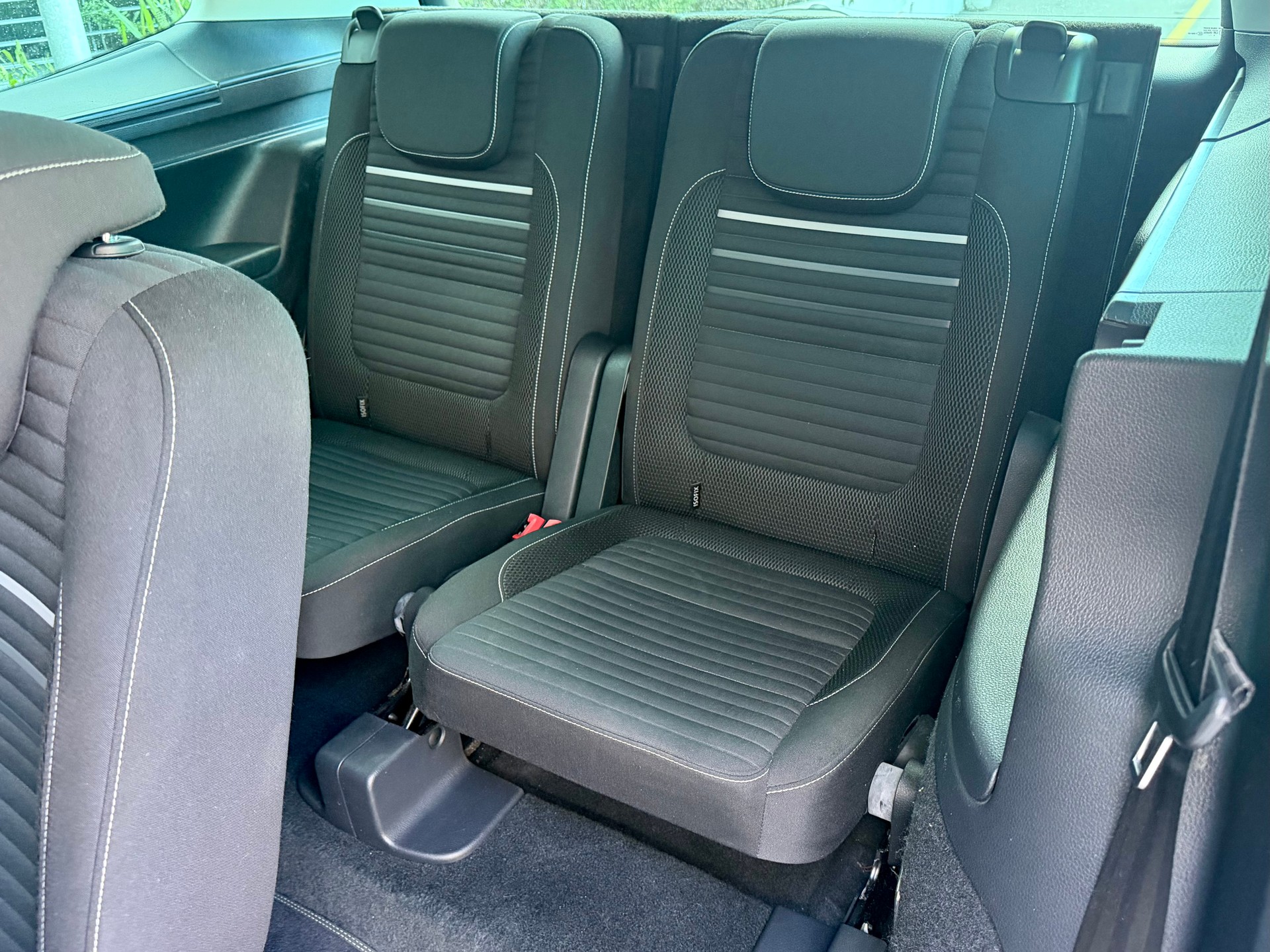 VW Sharan 2.0 TDI BMT CUP DSG - Panoramadach - 8fach Alu - 7-Plätzer --image-8
