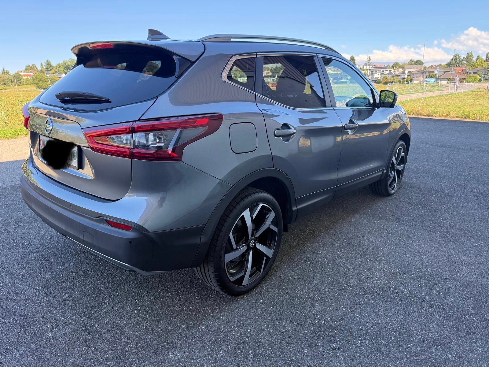 NISSAN 1.2 DIG-T Tekna Xtronic CVT-image-3