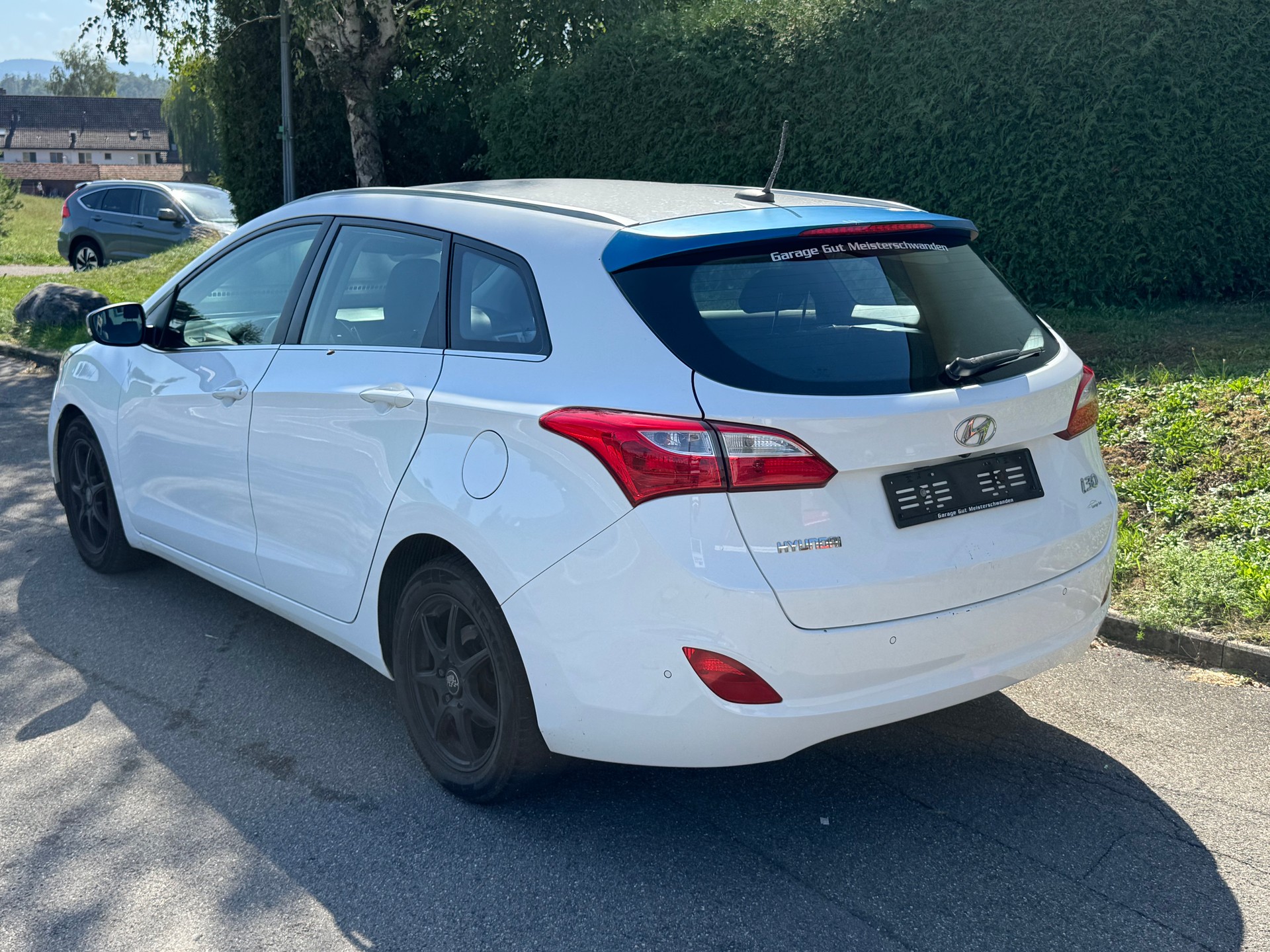 HYUNDAI i30 Wagon 1.6 CRDi Vertex Automatic DCT-image-3