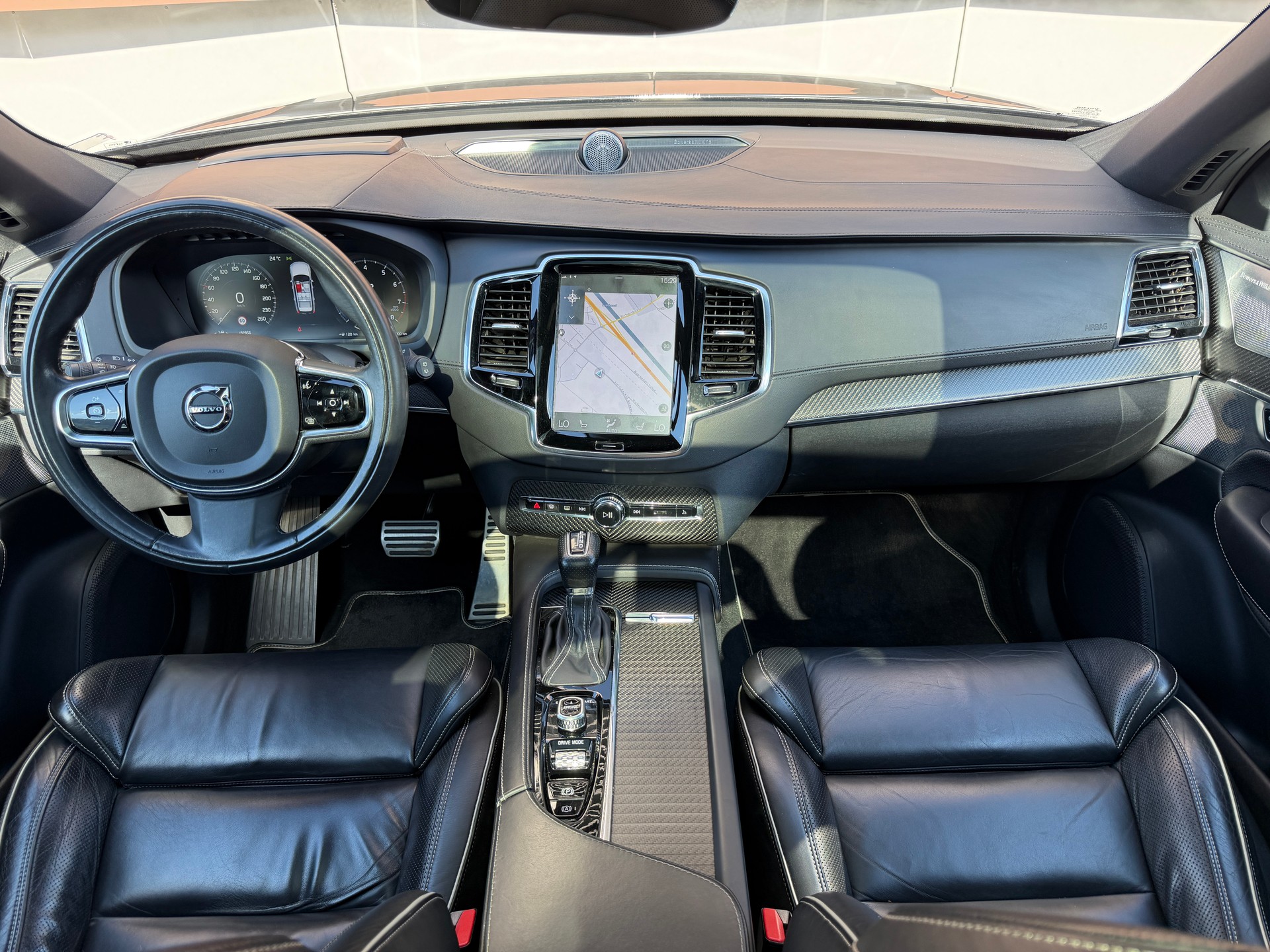 VOLVO XC90 T6 AWD R-Design Geartronic *aus 1. Hand* *Traumausstattung*-image-10
