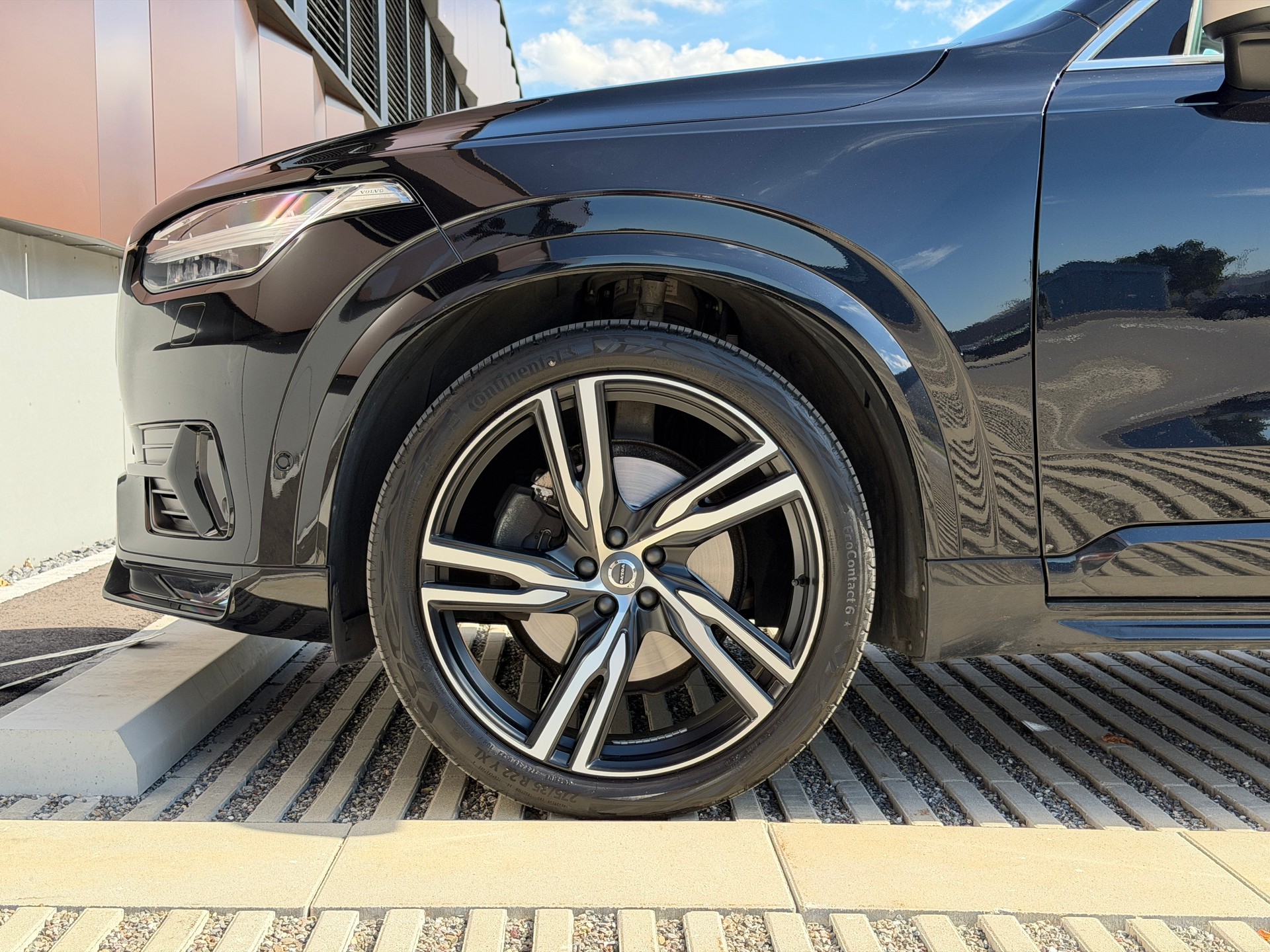 VOLVO XC90 T6 AWD R-Design Geartronic *aus 1. Hand* *Traumausstattung*-image-9
