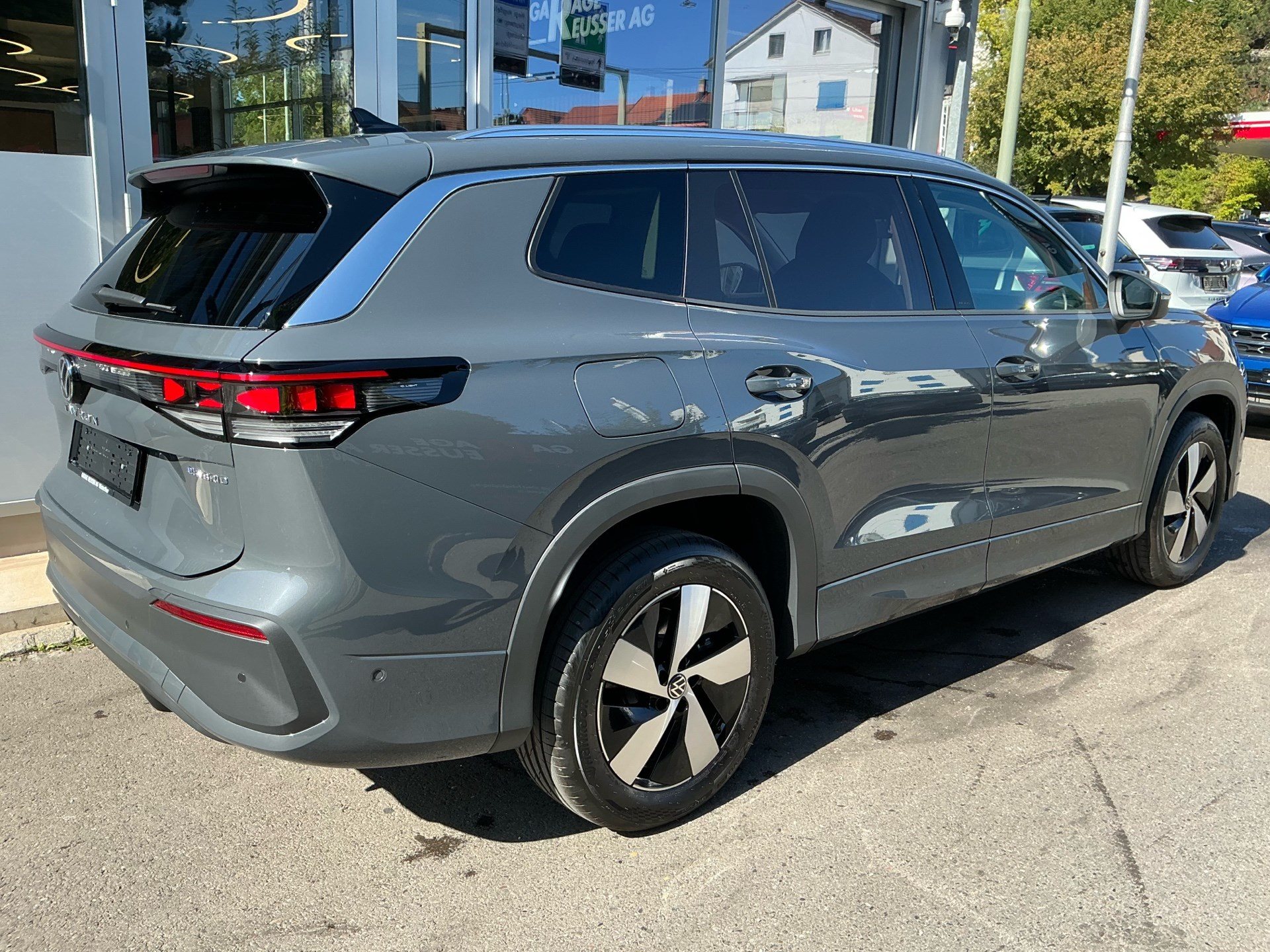 VW Tayron 1.5 TSI eHybrid 150 kW Life *** ANHÄNGERKUPPLUNG & 360° KAMERA ***-image-3