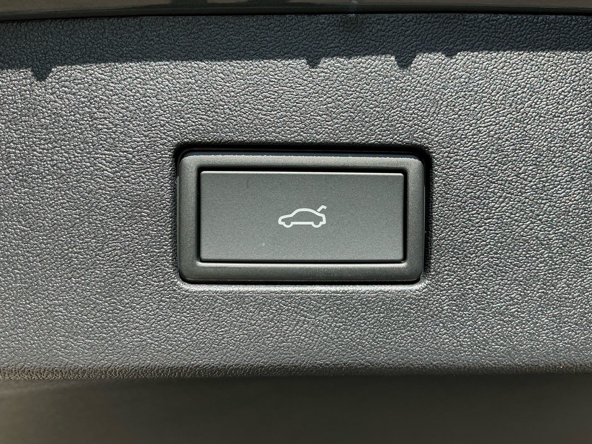 VW Tayron 1.5 TSI eHybrid 150 kW Life *** ANHÄNGERKUPPLUNG & 360° KAMERA ***-image-28