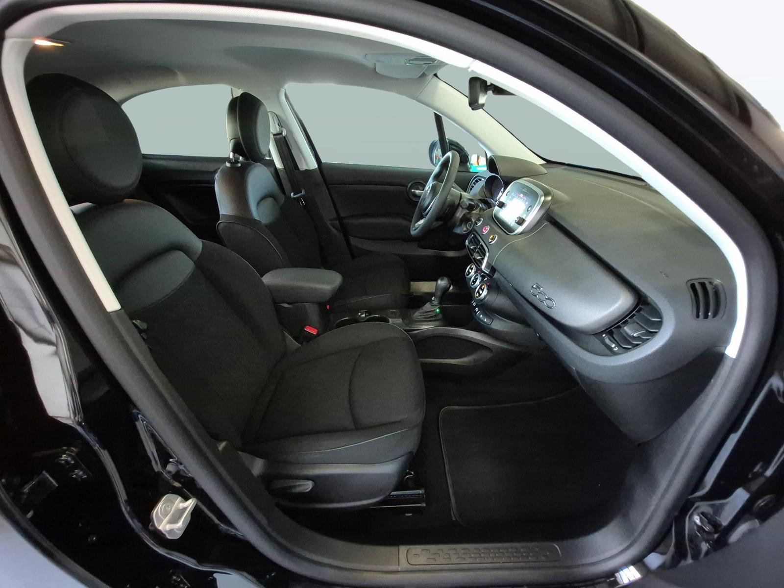 FIAT 500 X 1.5 Hybrid Swiss Edition-image-9