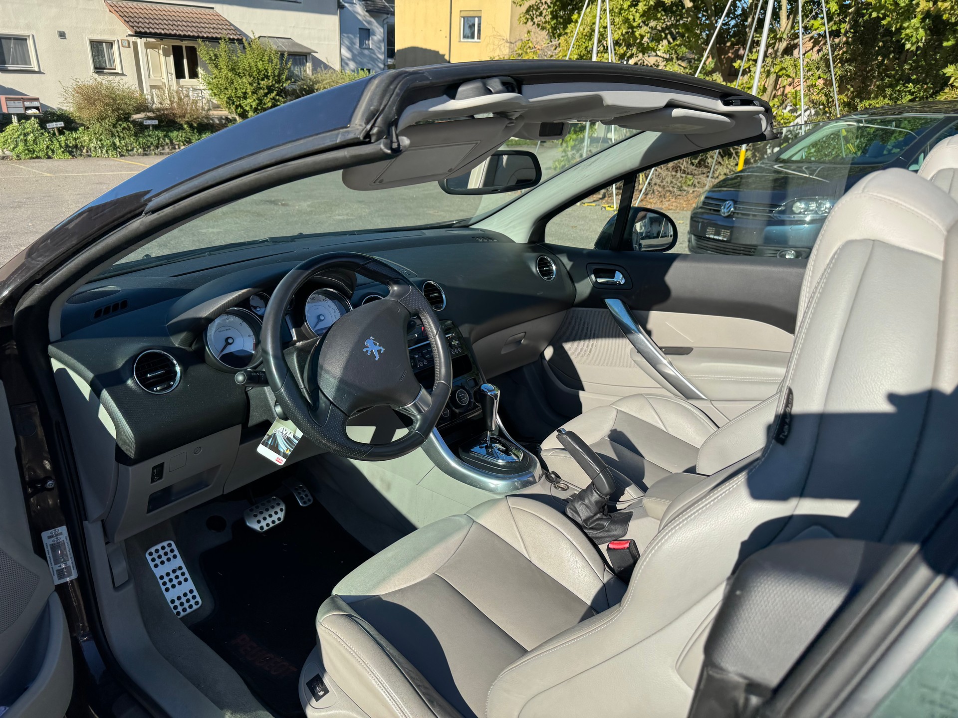 PEUGEOT 308 CC 1.6 16V Turbo Sport Pack Automatic-image-14