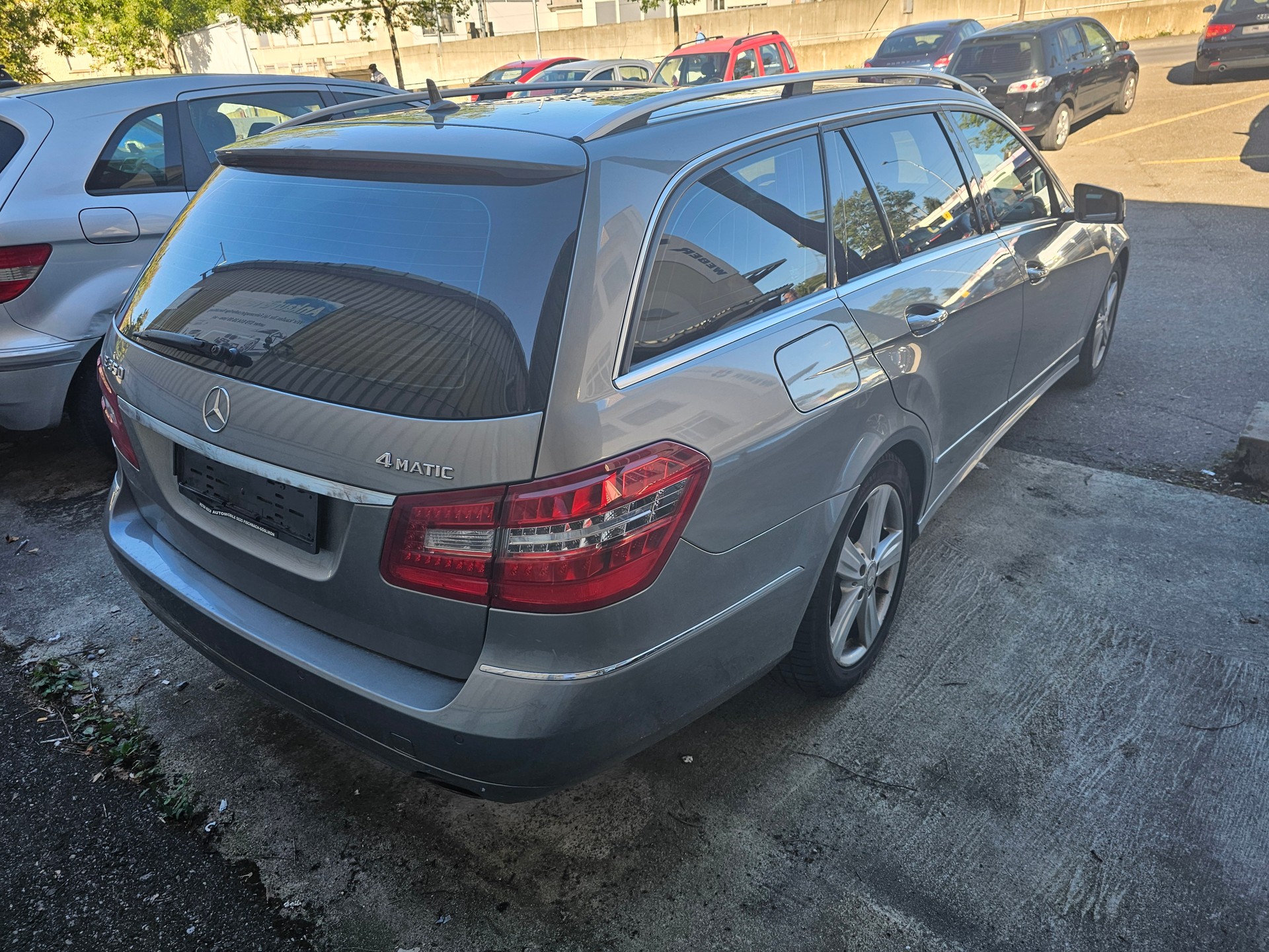 MERCEDES-BENZ E 350 Avantgarde 4Matic 7G-Tronic-image-5