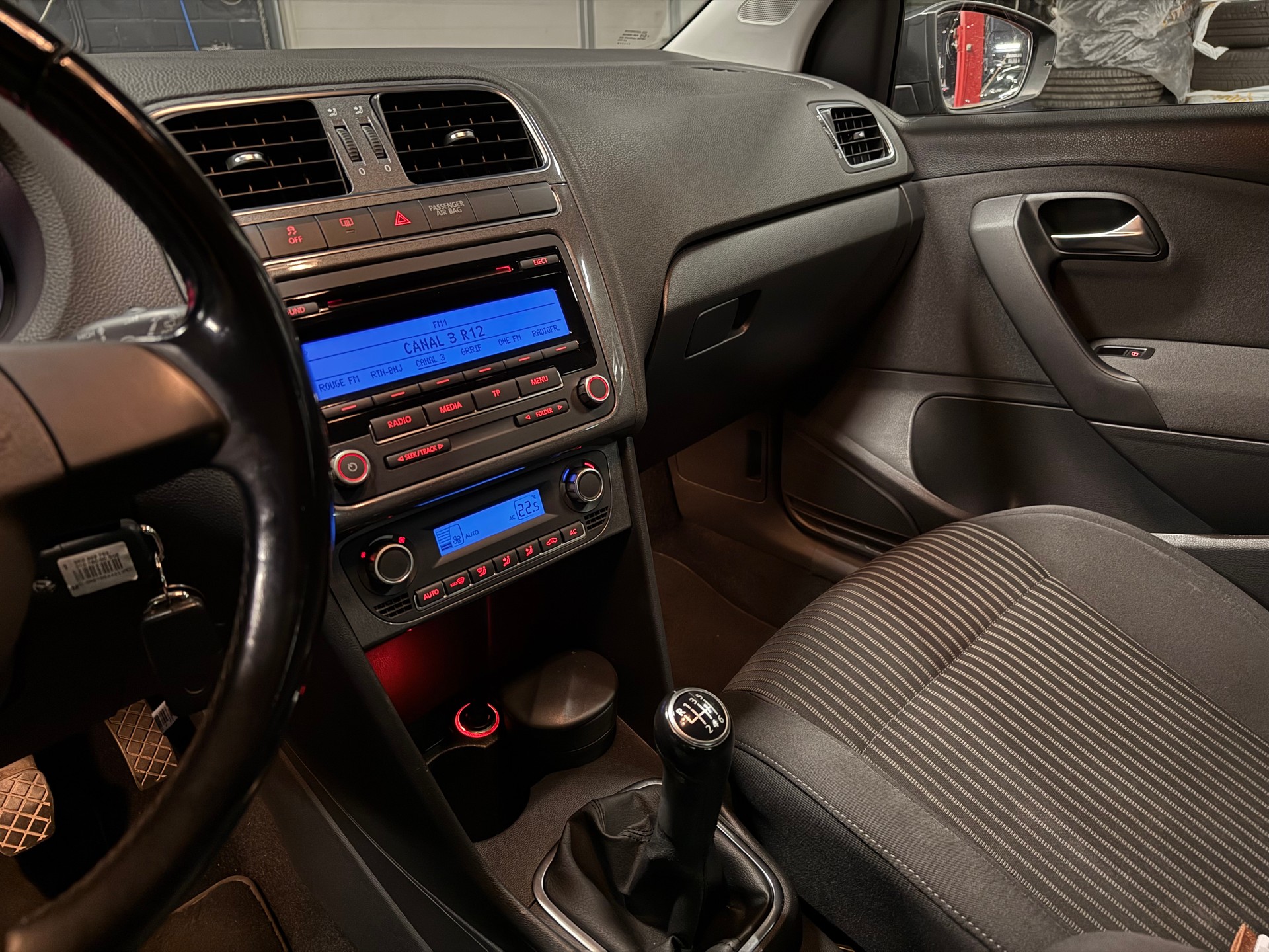 VW Polo 1.2 TSI Comfortline / Frisch ab MFK & Service * Komplett neue Bremse *-image-12