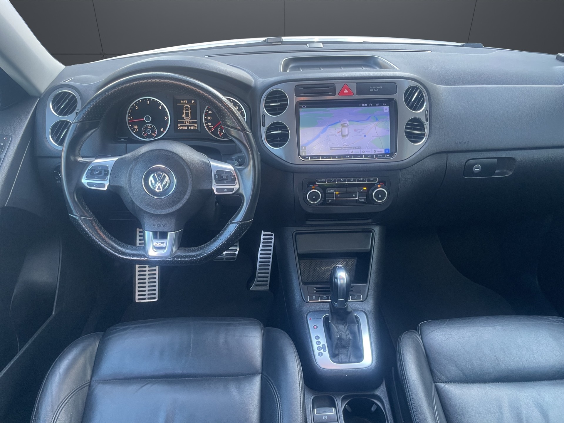 VW Tiguan 2.0 TDI Sport&Style DSG-image-7