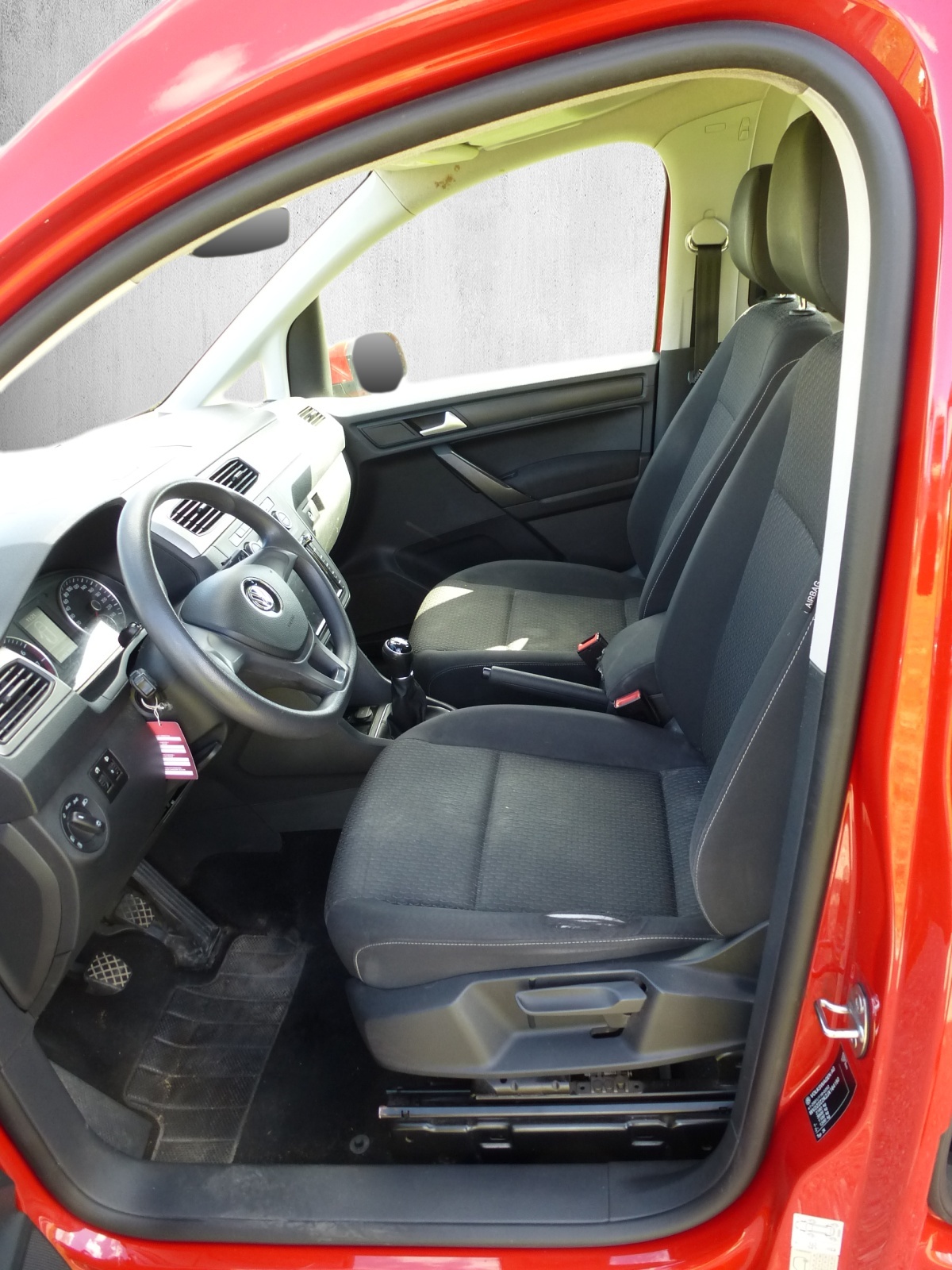 VW Caddy 1.4 TSI Trendline-image-8
