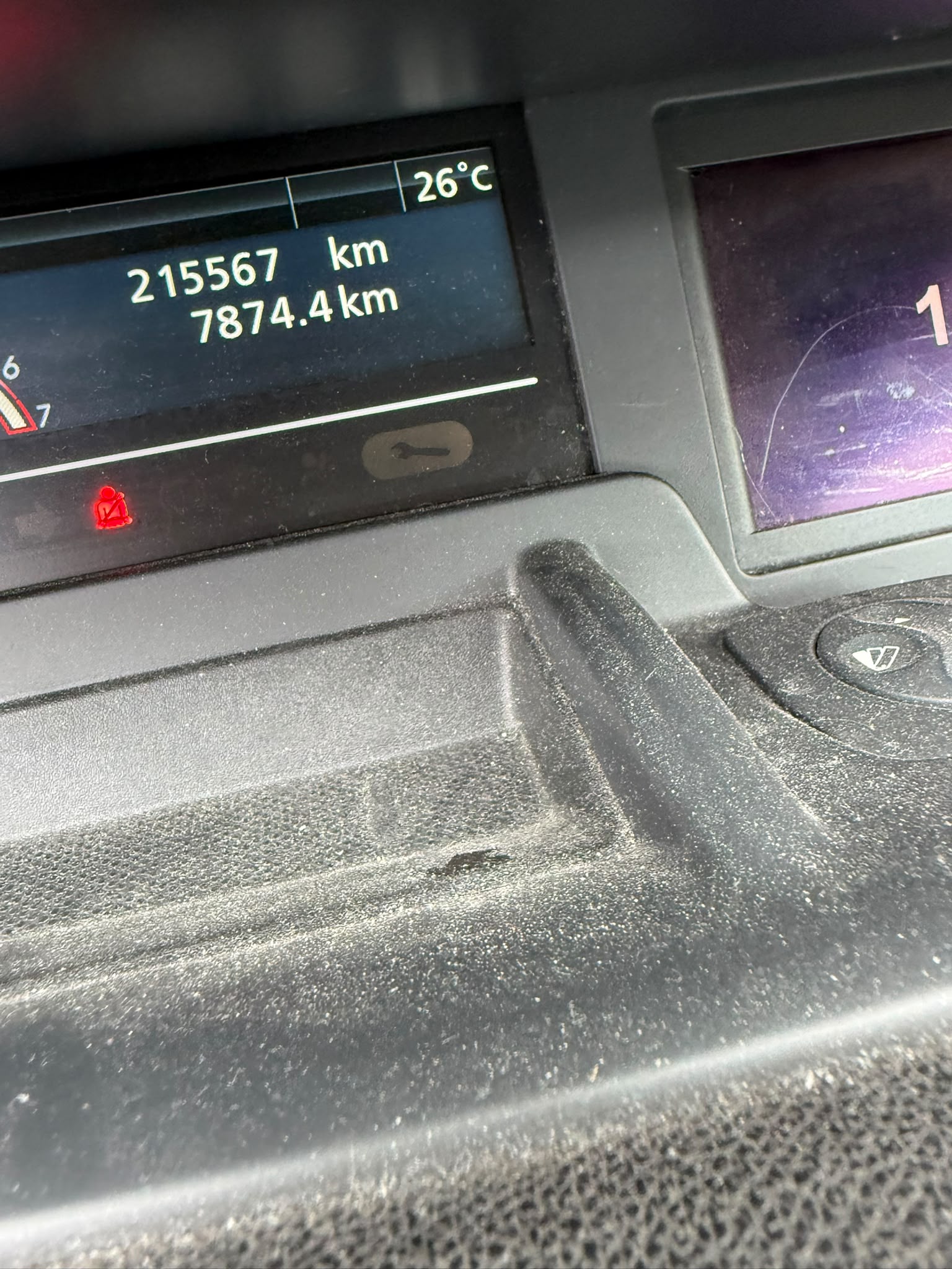 RENAULT Scénic 2.0 16V Dynamique X-Tronic CVT-image-6