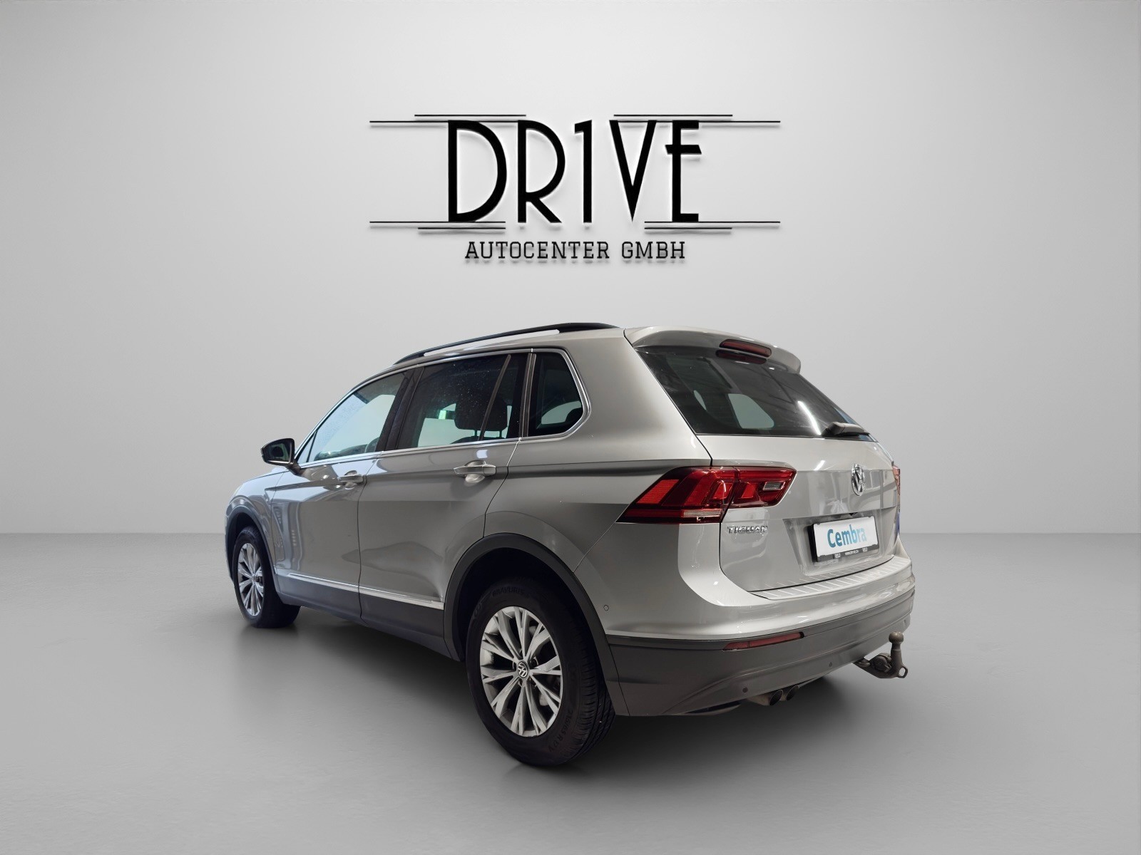 VW Tiguan 2.0 TDI SCR Comfortline 4Motion DSG-image-6