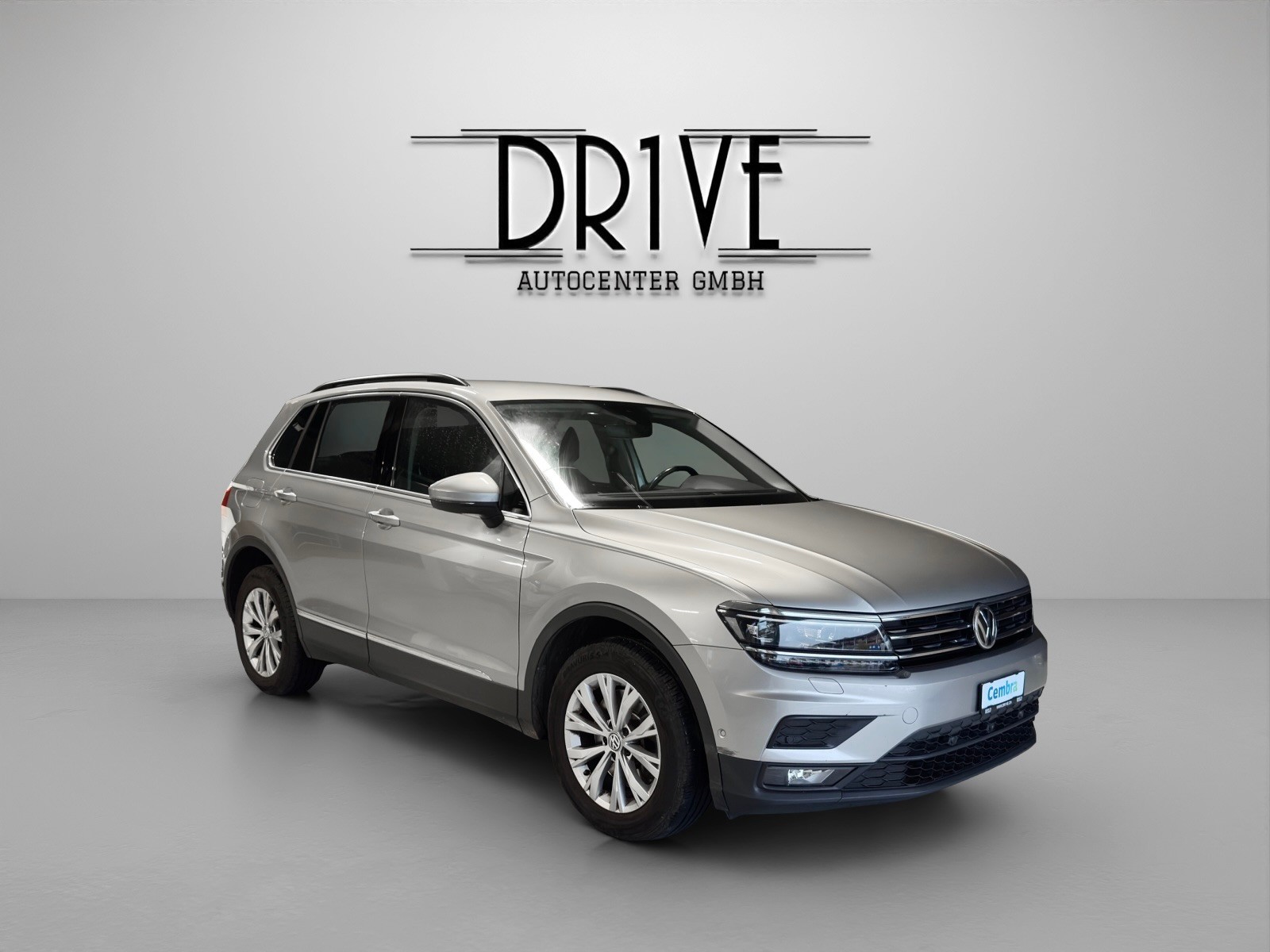 VW Tiguan 2.0 TDI SCR Comfortline 4Motion DSG-image-2